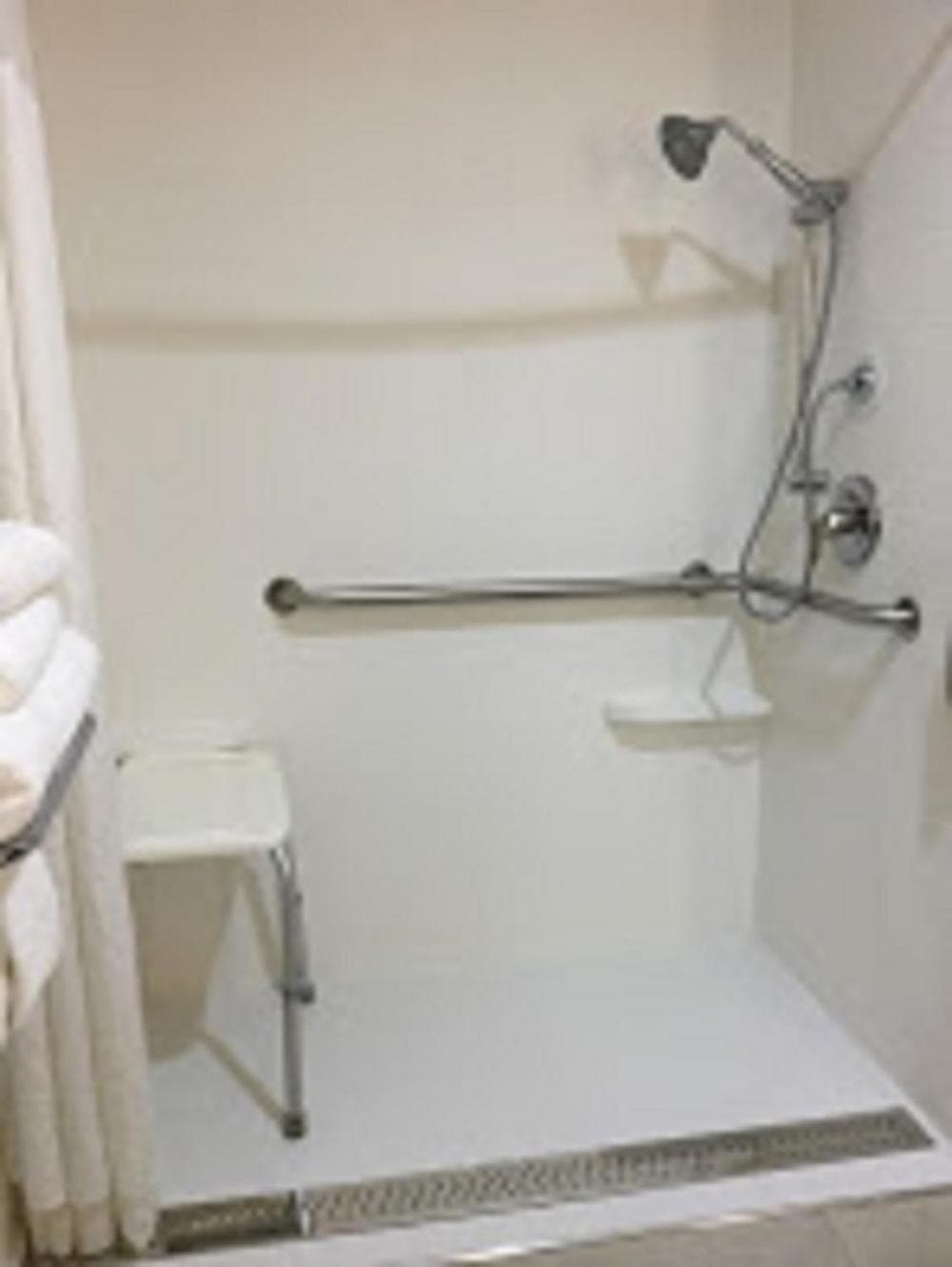 Holiday Inn Express Easton by IHG gallery photo in Easton, MD — image 45