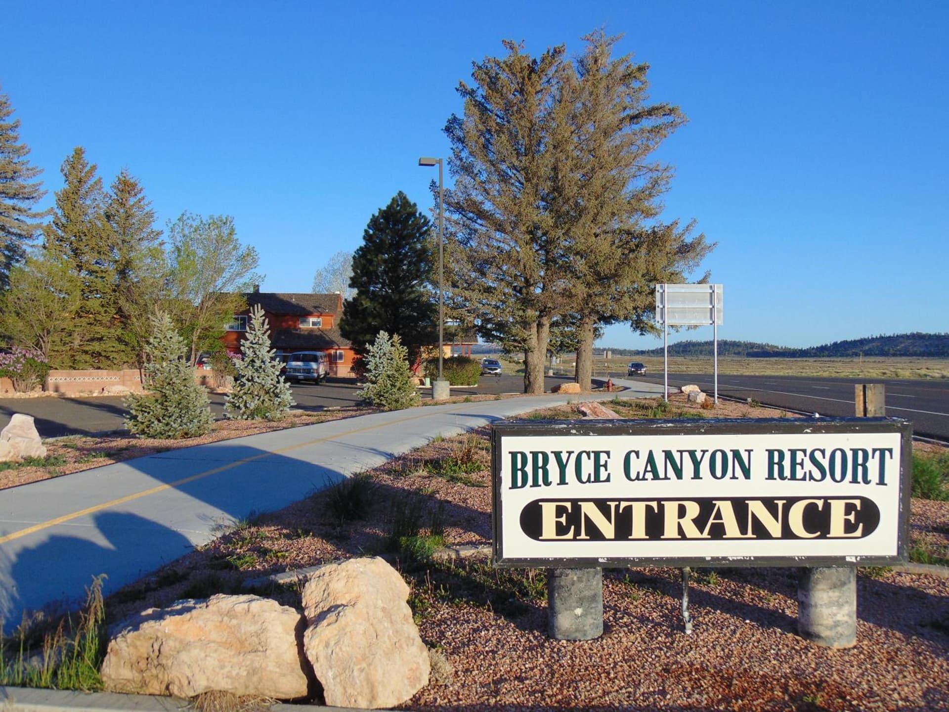 Bryce Canyon Resort featured exterior or lobby in Bryce Canyon, UT — similar hotel