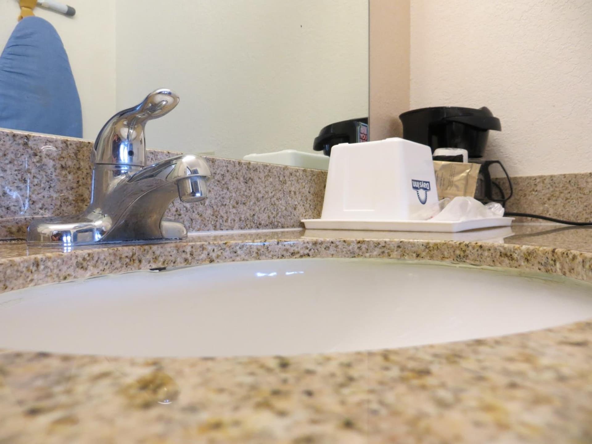Cabana Inn & Suites gallery photo in Long Beach, CA — image 6