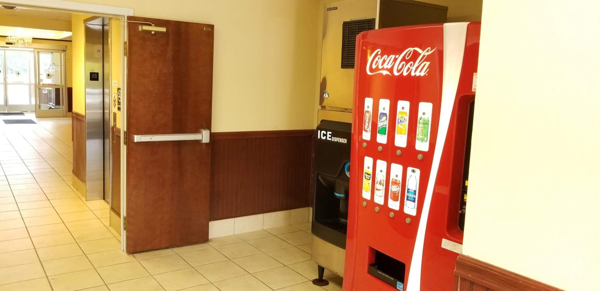 Home Inn & Suites gallery photo in Montgomery, AL — image 31