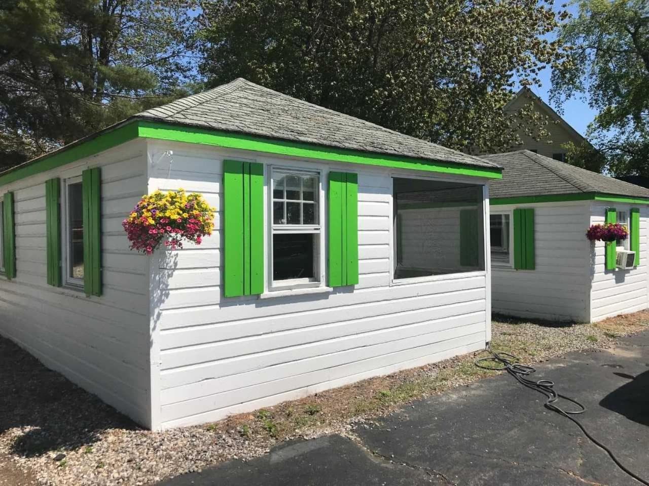 Lighthouse Cabins featured exterior or lobby in Old Orchard Beach — similar hotel