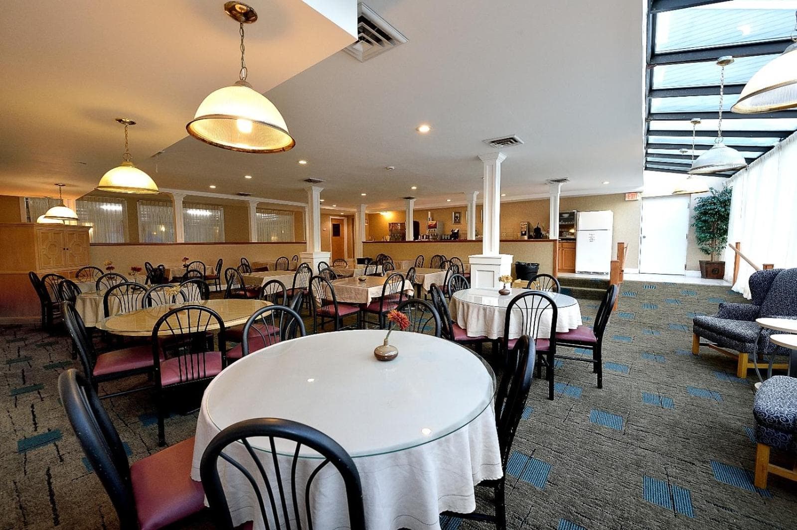 Ambassador Inn and Suites gallery photo in South Yarmouth, MA — image 59