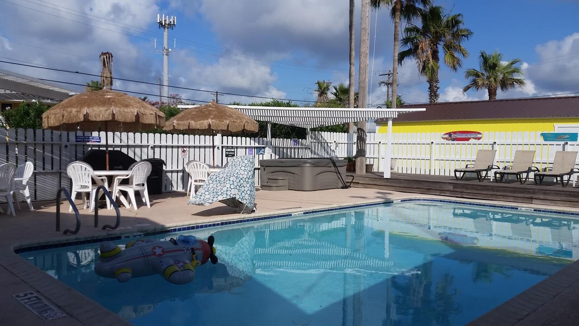 Amelia's Landing property views in Port Aransas, TX — gallery photo 3