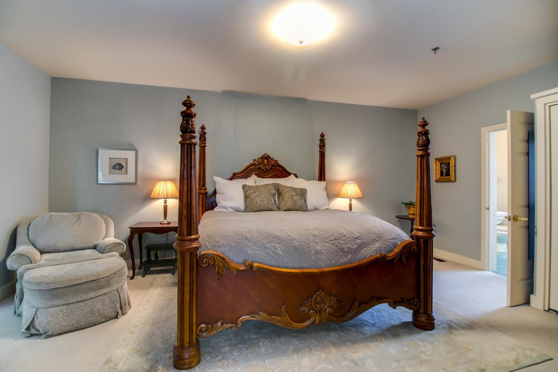 Winchester Inn gallery photo in Ashland, OR — image 95