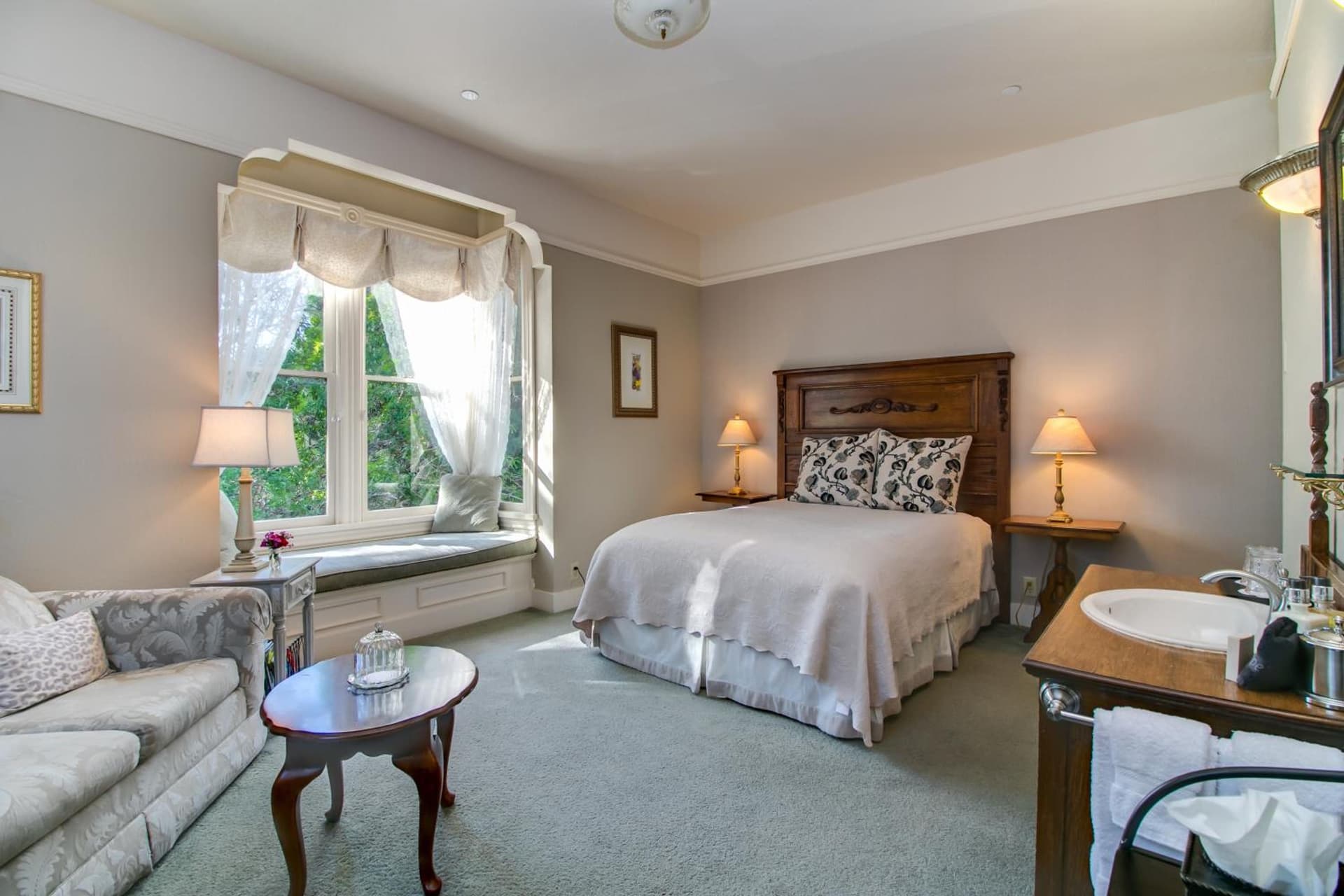 Winchester Inn gallery photo in Ashland, OR — image 111
