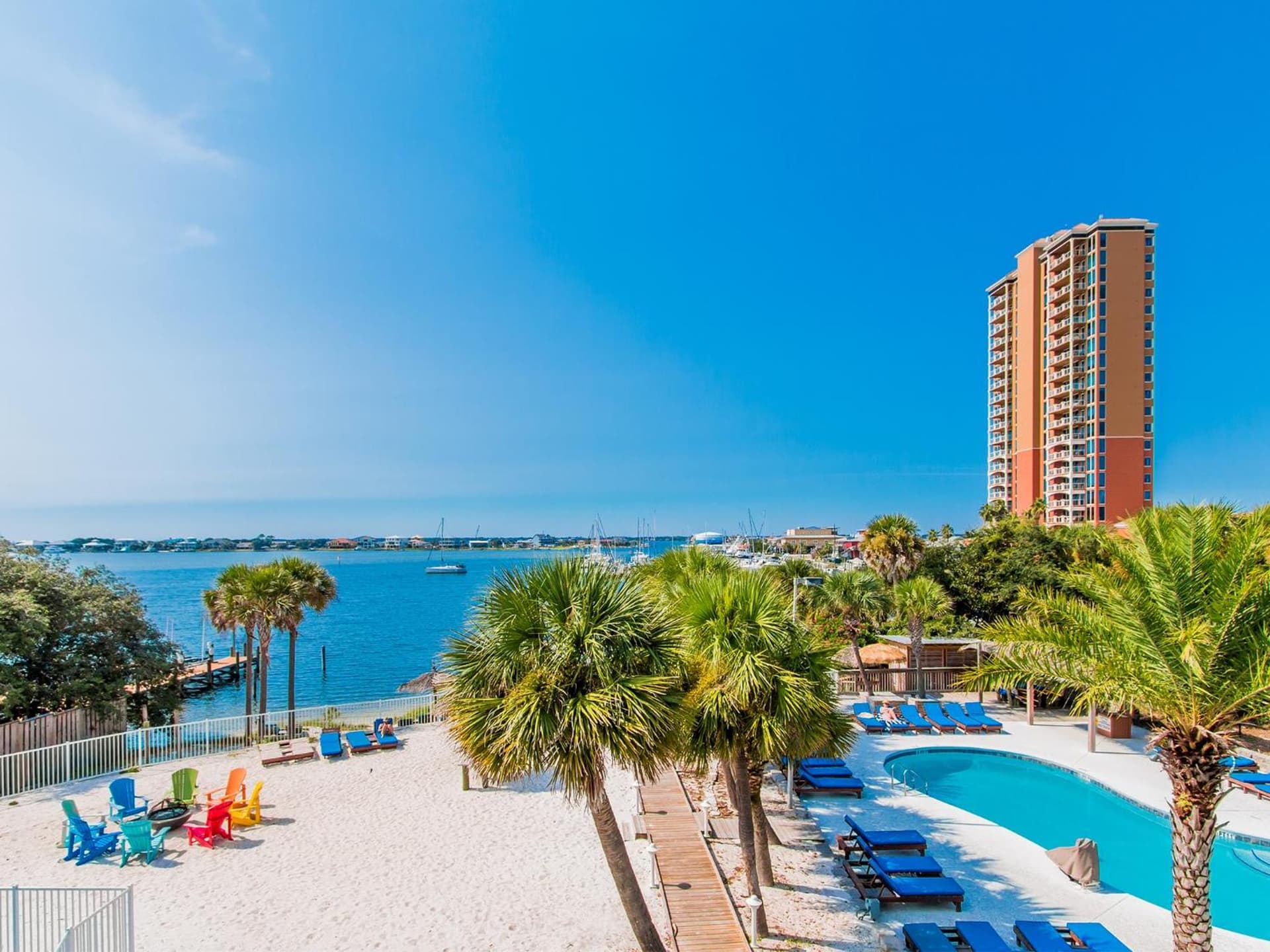 Surf & Sand Hotel - Free Hot Breakfast & Rentals interior in Pensacola Beach, FL — gallery photo 2