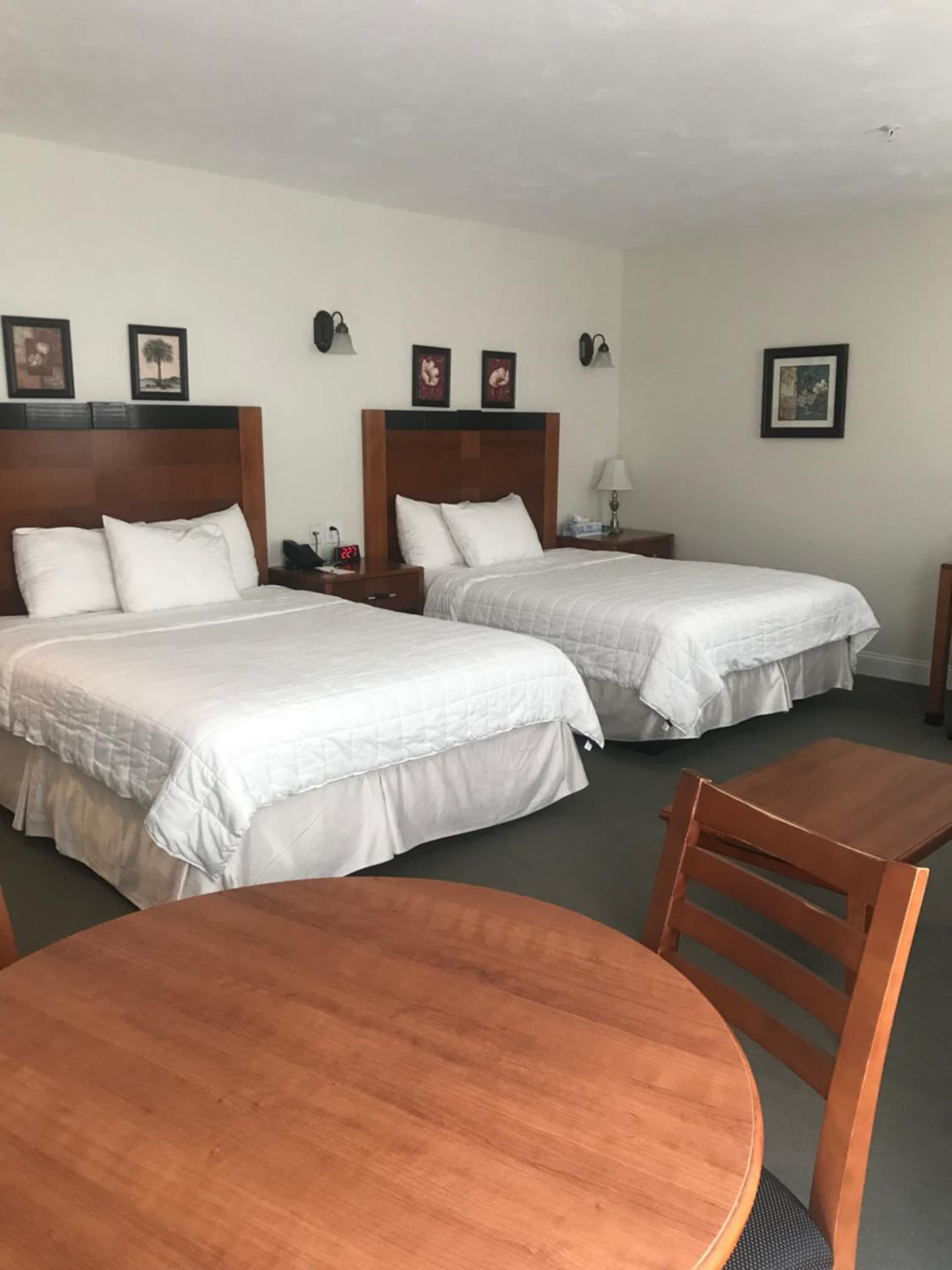 Crescent Suites Hotel gallery photo in Waltham, MA — image 41