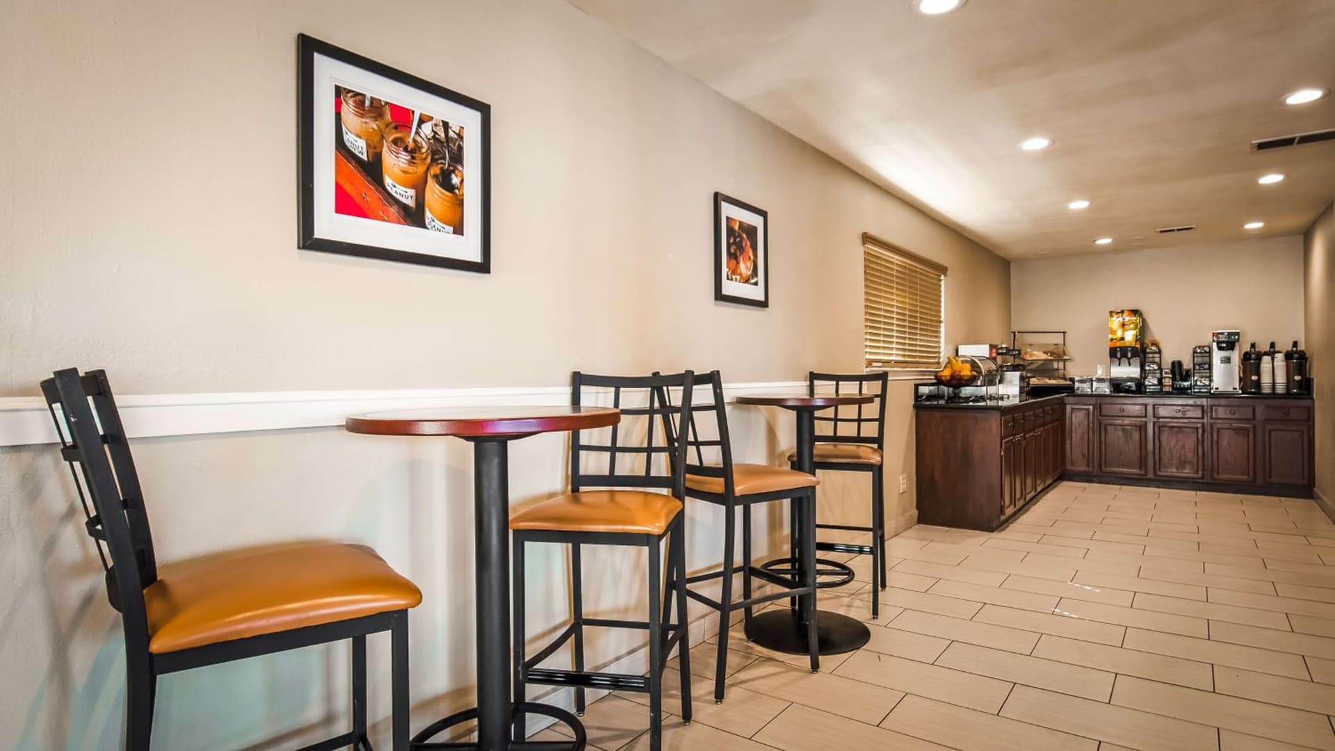 Best Western Heritage Inn gallery photo in Vacaville, CA — image 8