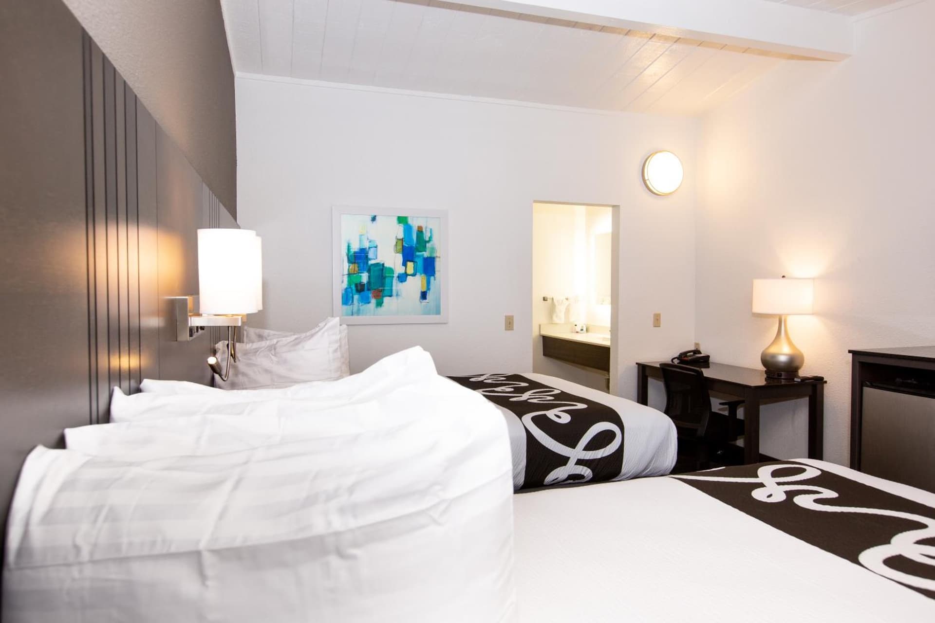 SureStay Hotel by Best Western Seaside Monterey gallery photo in Seaside, CA — image 62