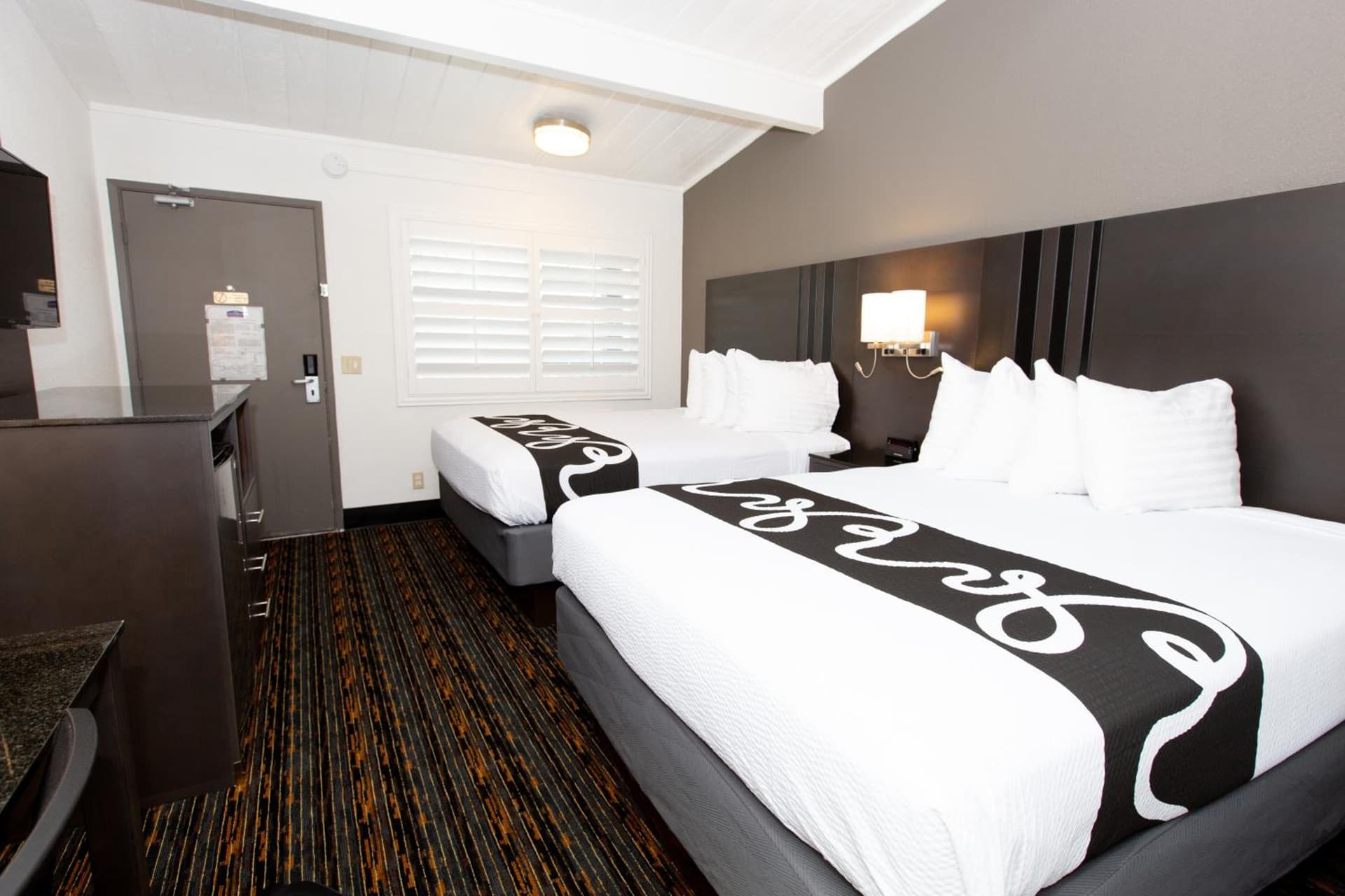 SureStay Hotel by Best Western Seaside Monterey gallery photo in Seaside, CA — image 21