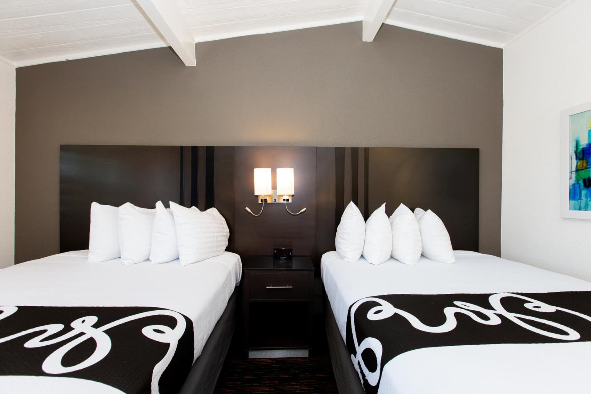 SureStay Hotel by Best Western Seaside Monterey gallery photo in Seaside, CA — image 36