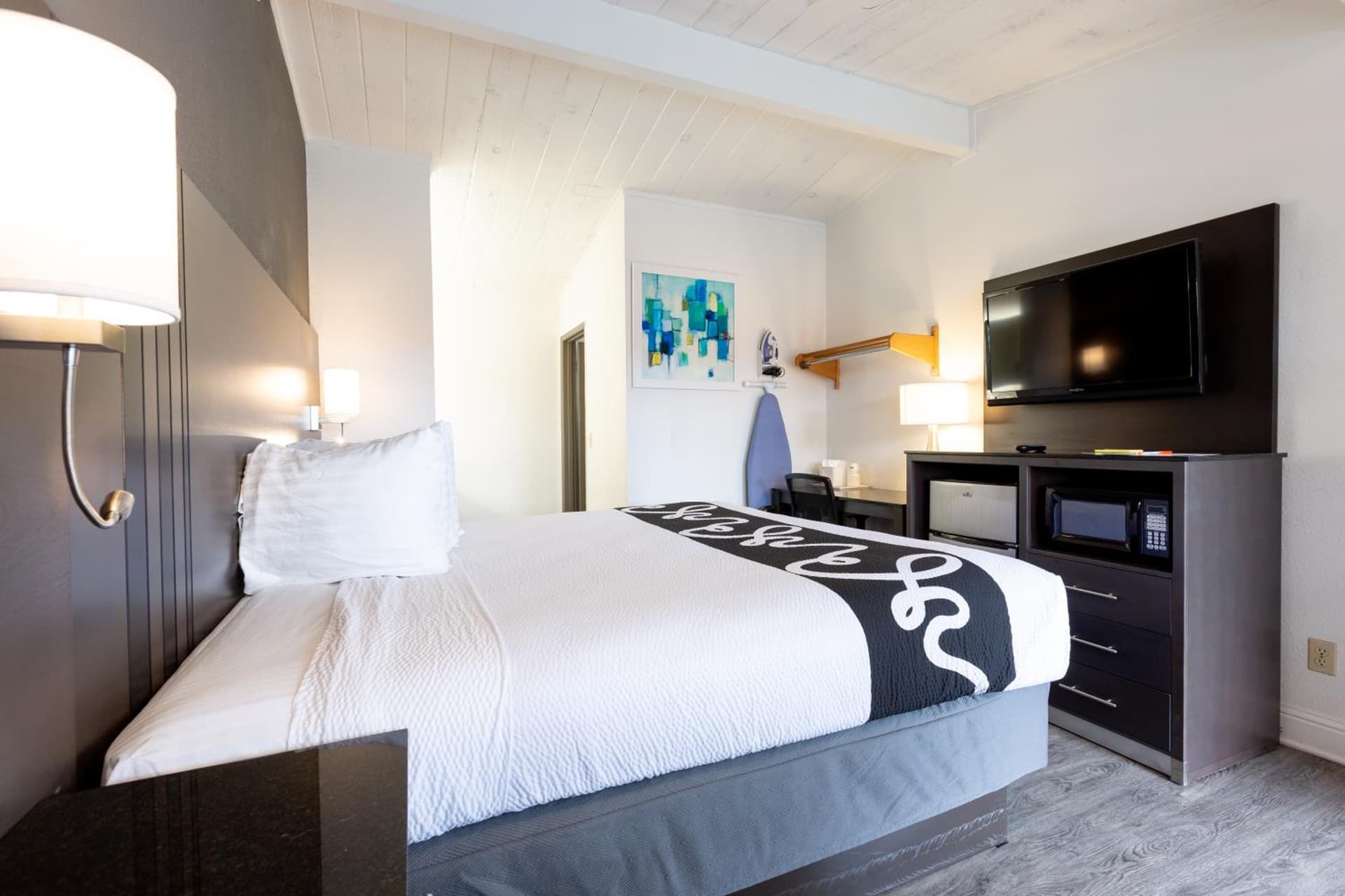SureStay Hotel by Best Western Seaside Monterey property views in Seaside, CA — gallery photo 3