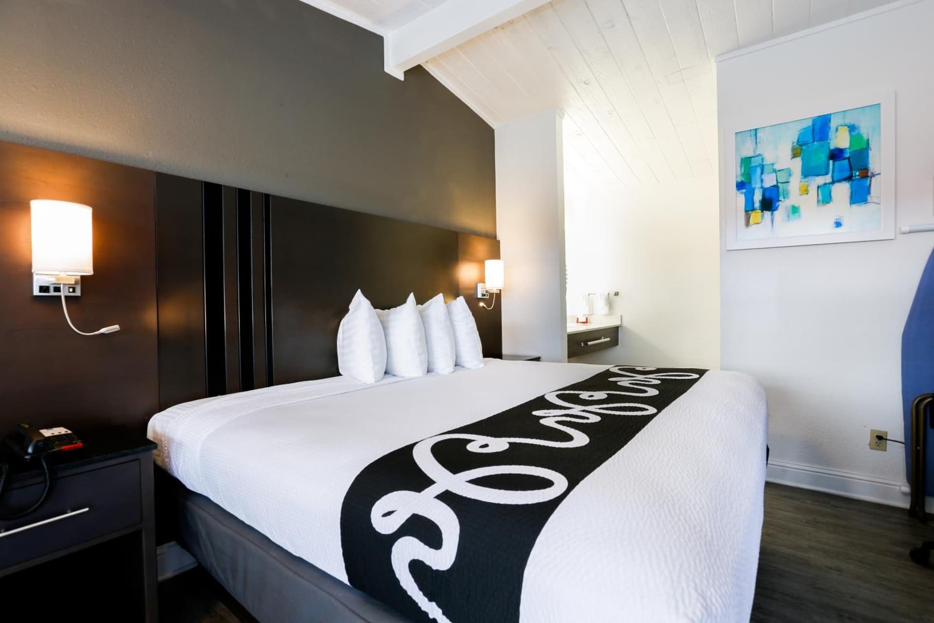 SureStay Hotel by Best Western Seaside Monterey gallery photo in Seaside, CA — image 61