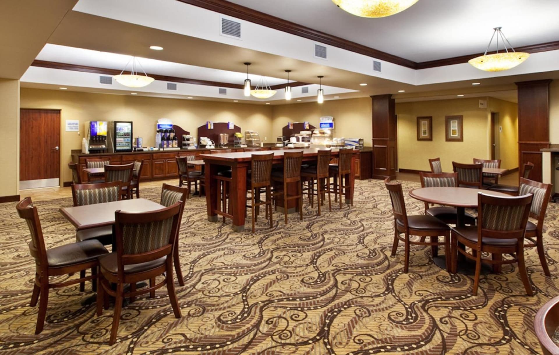 Holiday Inn Express & Suites Sioux Falls Southwest by IHG gallery photo in Sioux Falls, SD — image 11