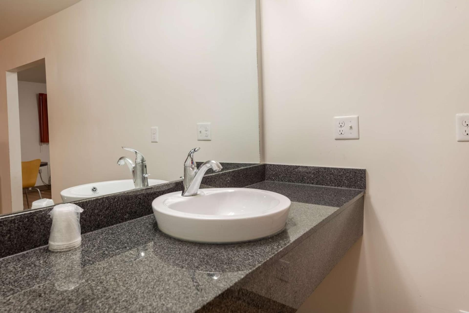 Motel 6-Greenville, SC gallery photo in Greenville, SC — image 23