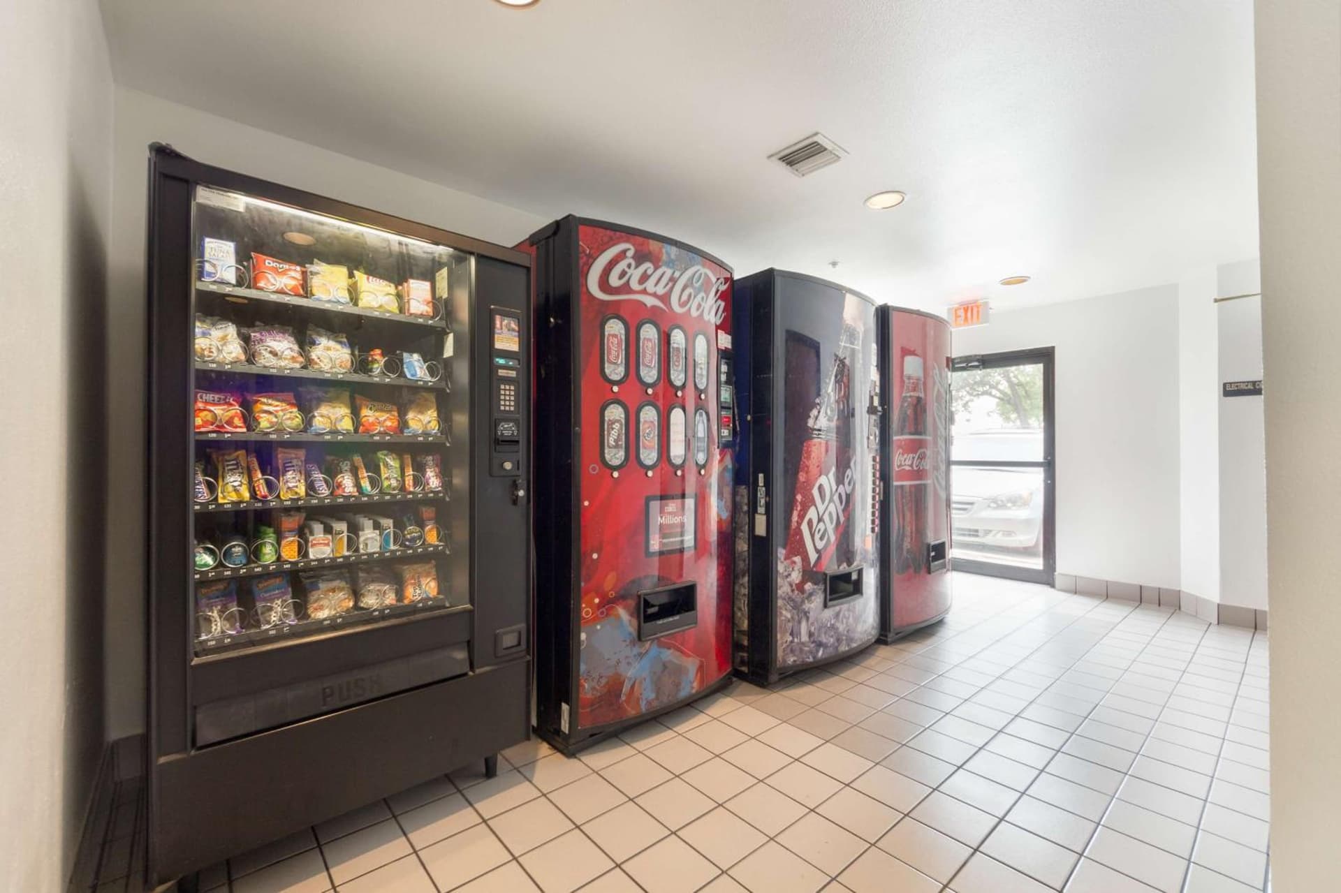 Motel 6-Dallas, TX - Northeast gallery photo in Garland, TX — image 37