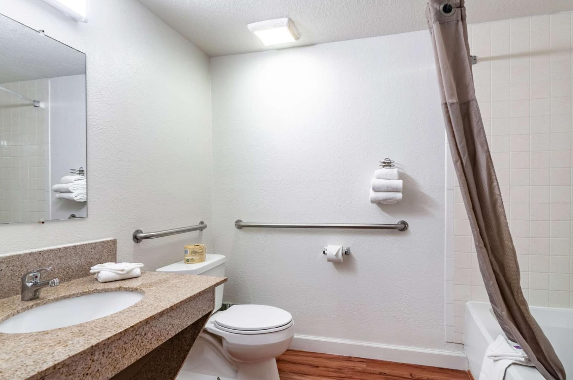Motel 6-Naperville, IL gallery photo in Naperville, IL — image 10