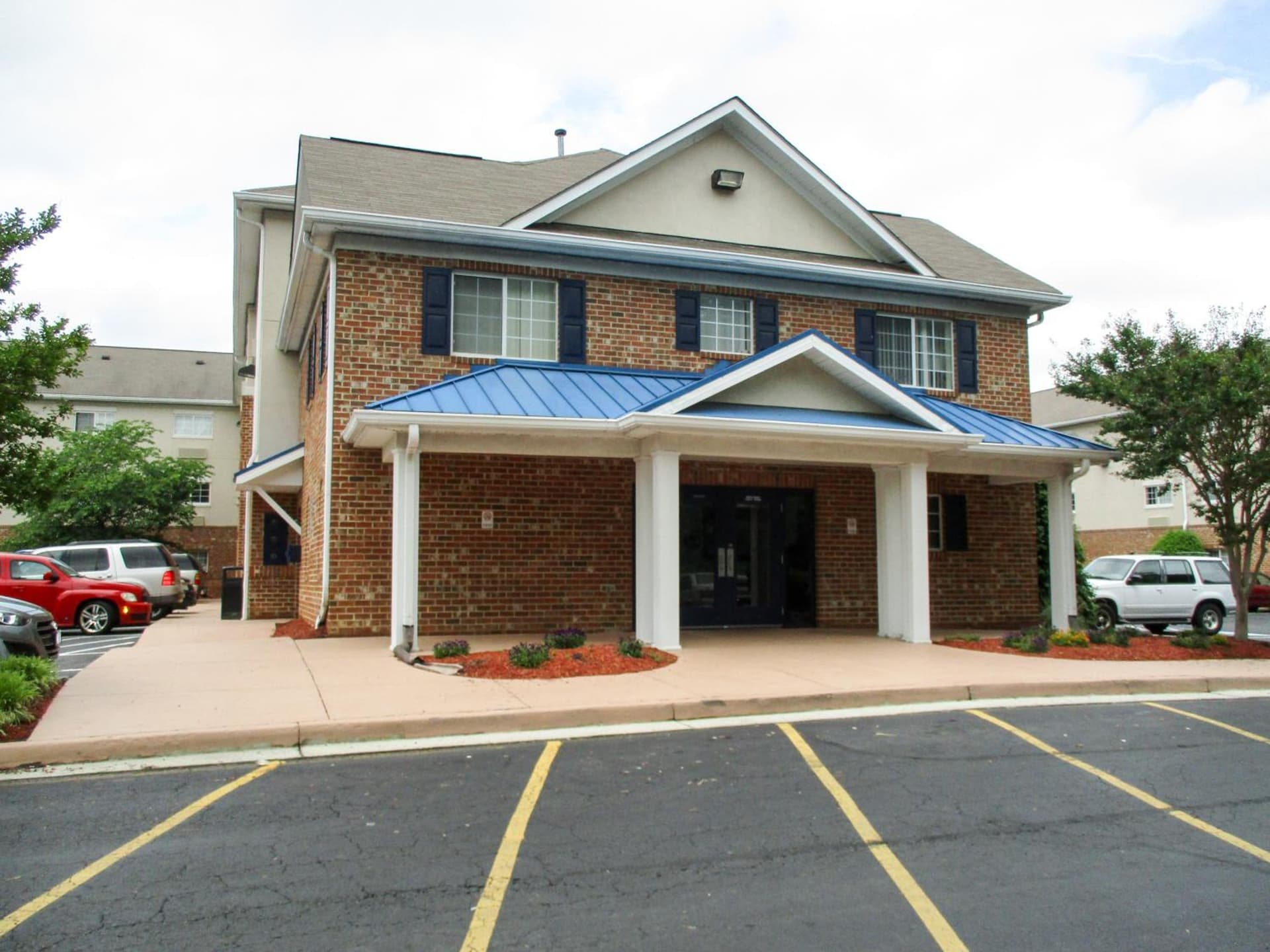 Studio 6 Extended Stay - Hampton, VA - Langley AFB Area exterior or lobby in Hampton, VA — main listing photo