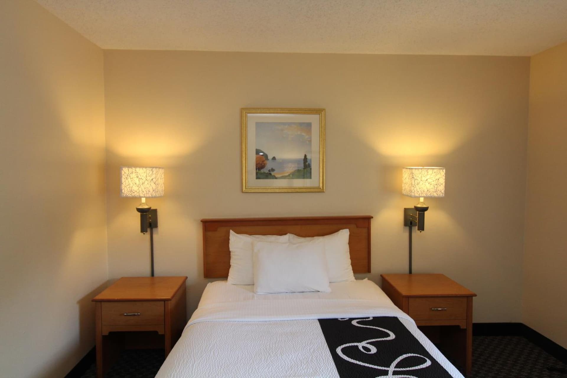 La Quinta by Wyndham Tampa Fairgrounds - Casino gallery photo in Tampa, FL — image 11