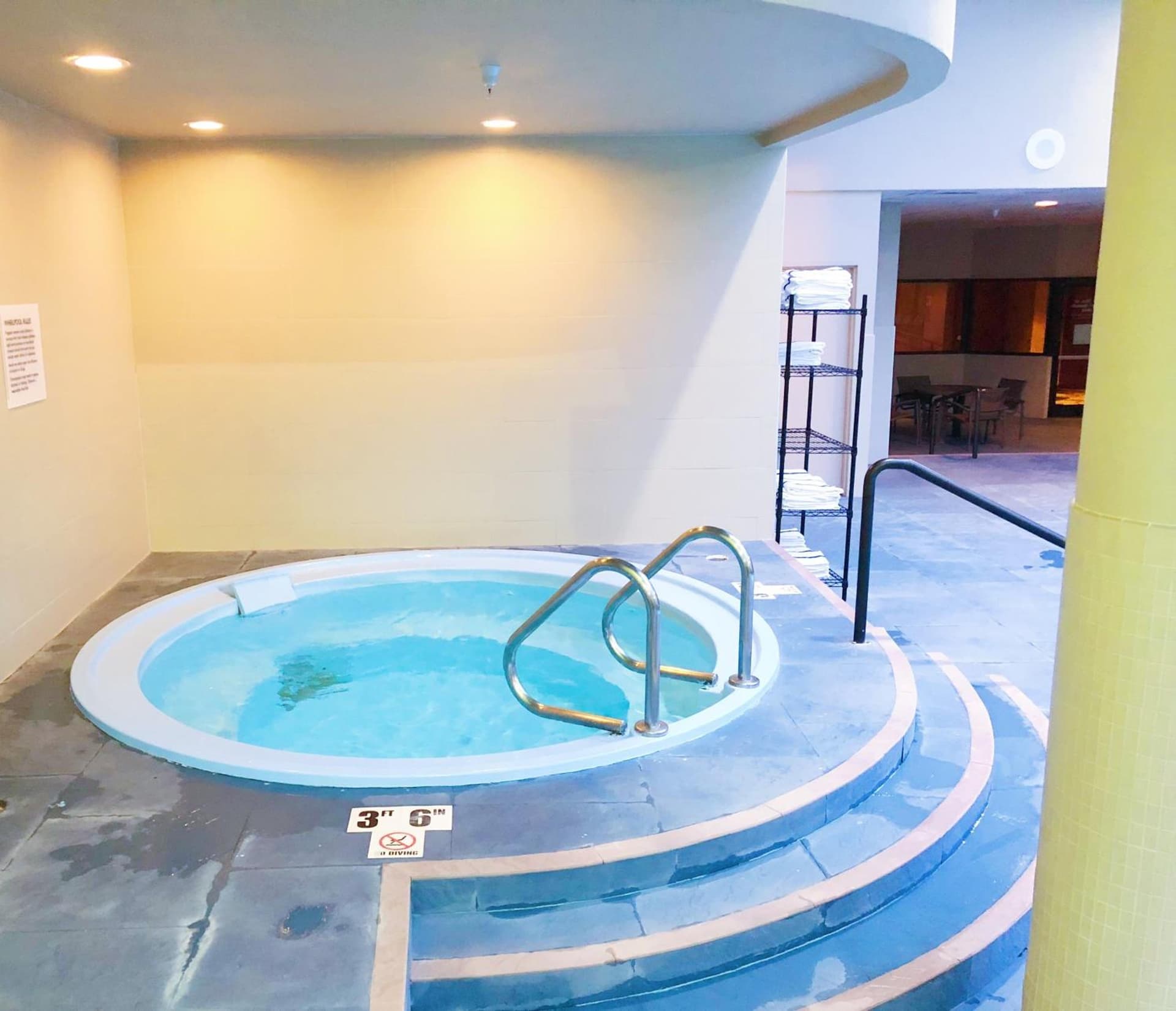 Radisson Hotel Bismarck gallery photo in Bismarck, ND — image 39
