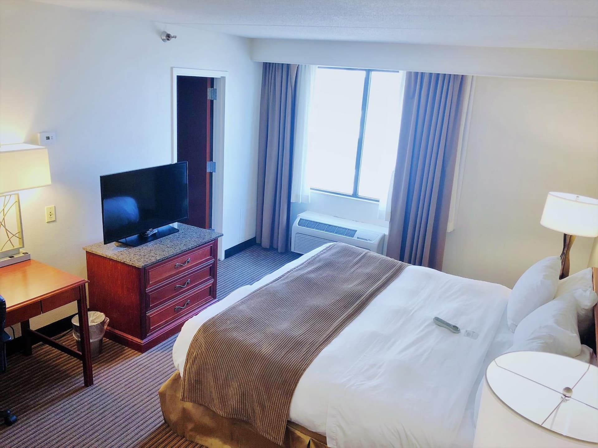 Radisson Hotel Bismarck gallery photo in Bismarck, ND — image 13
