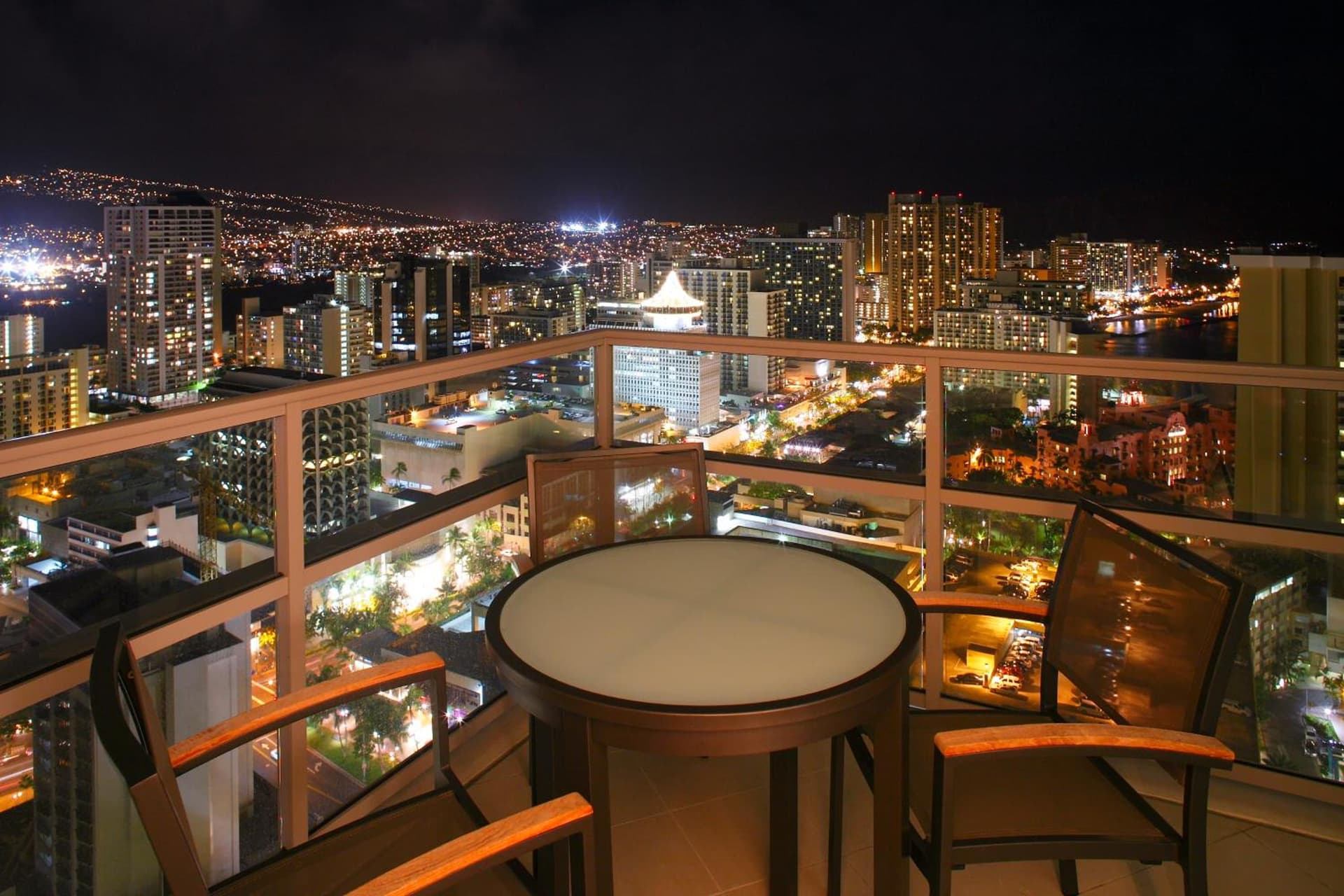 Ka Laʻi Waikiki Beach, LXR Hotels & Resorts gallery photo in Honolulu, HI — image 104