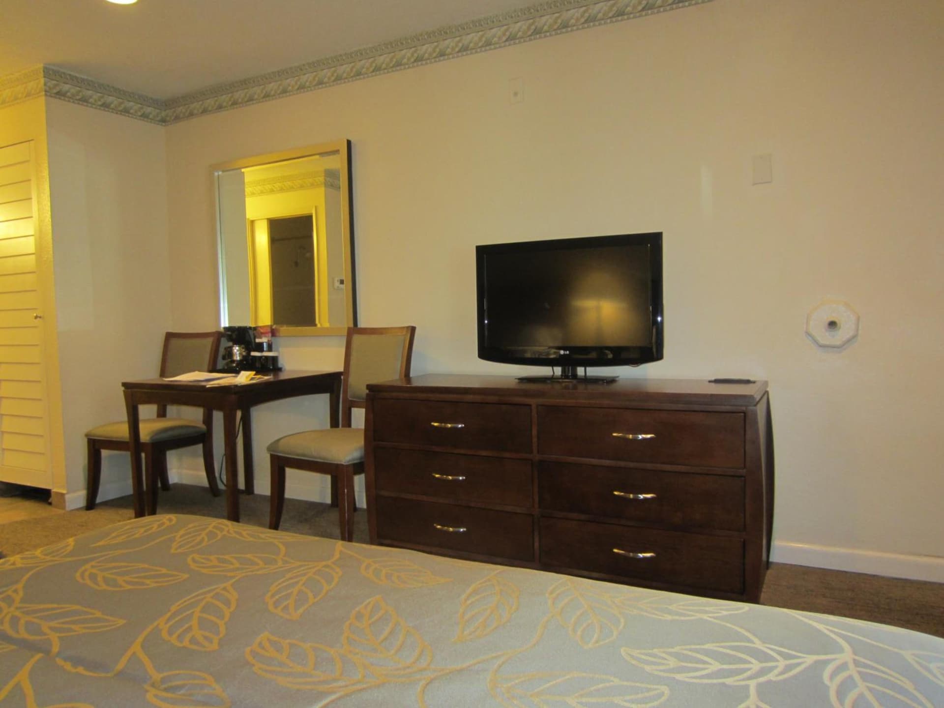 Days Inn by Wyndham San Diego Hotel Circle gallery photo in San Diego, CA — image 61