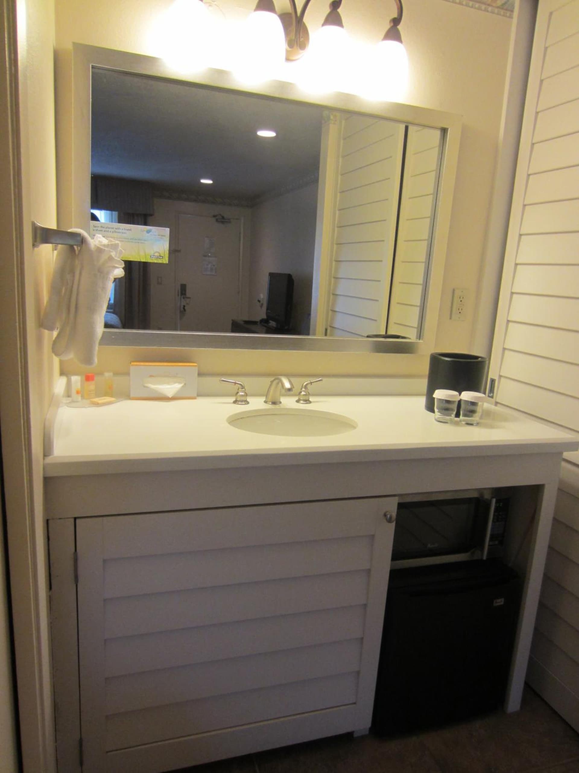 Days Inn by Wyndham San Diego Hotel Circle gallery photo in San Diego, CA — image 43