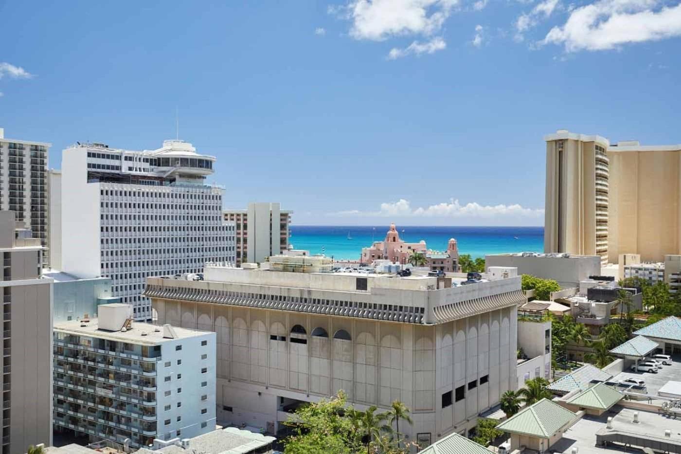 Waikiki Malia gallery photo in Honolulu, HI — image 85
