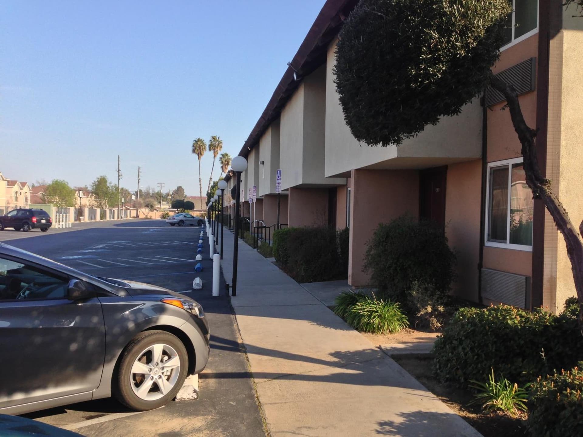 Ramada by Wyndham Fresno North interior in Fresno, CA — gallery photo 2
