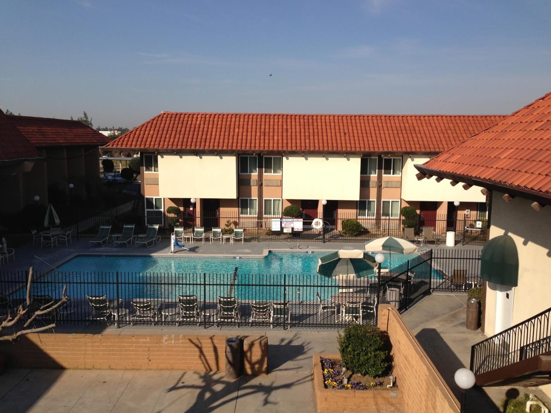 Ramada by Wyndham Fresno North gallery photo in Fresno, CA — image 74