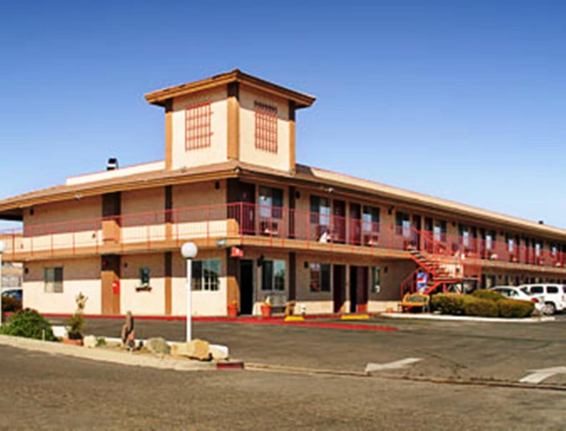 Days Inn by Wyndham Victorville - Hesperia I-15 Palmdale Road — hotel in Victorville, California