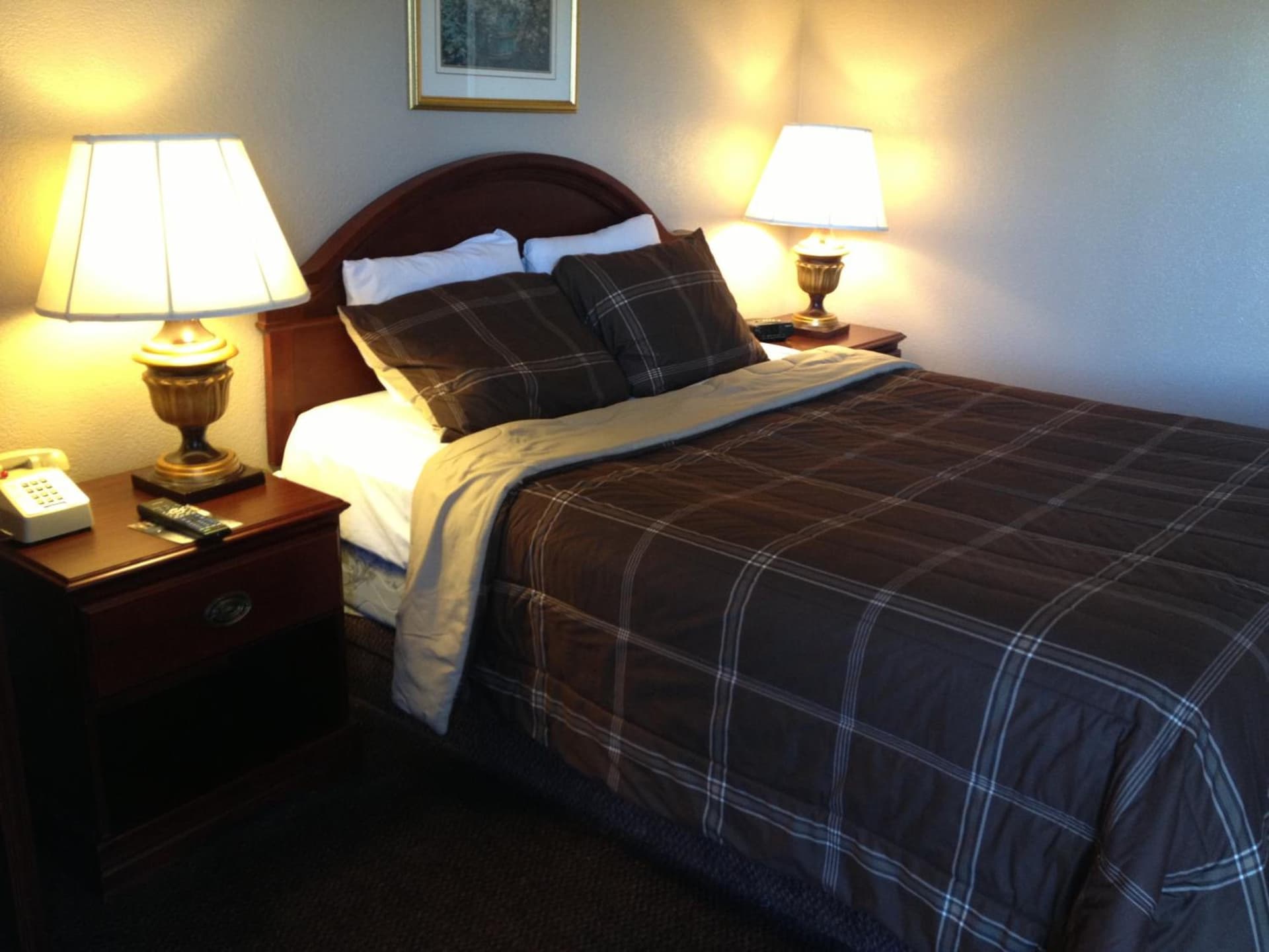 Days Inn by Wyndham Victorville - Hesperia I-15 Palmdale Road gallery photo in Victorville, CA — image 11