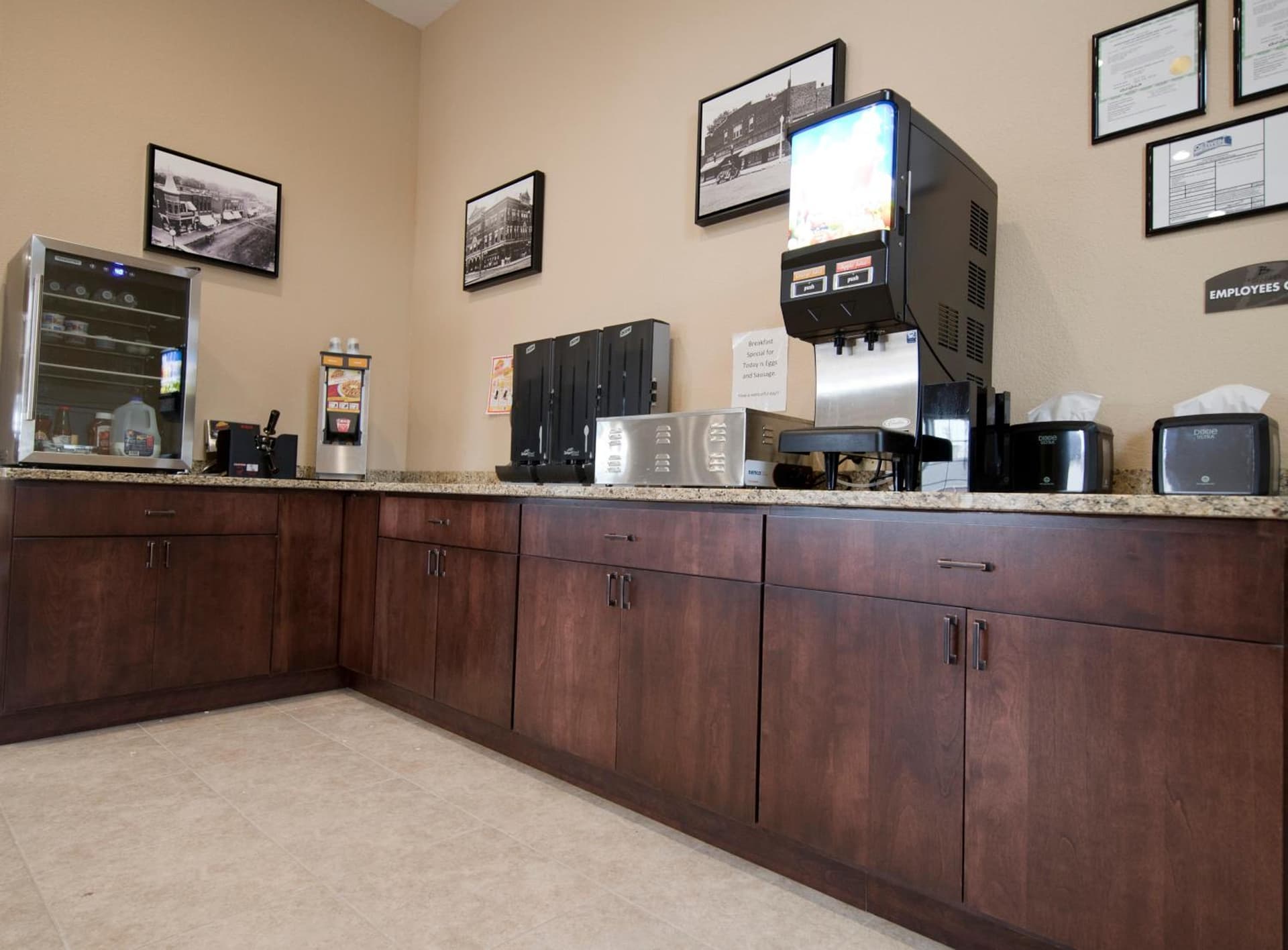 Cornerstone Inn & Suites Oelwein — hotel in Oelwein, Iowa