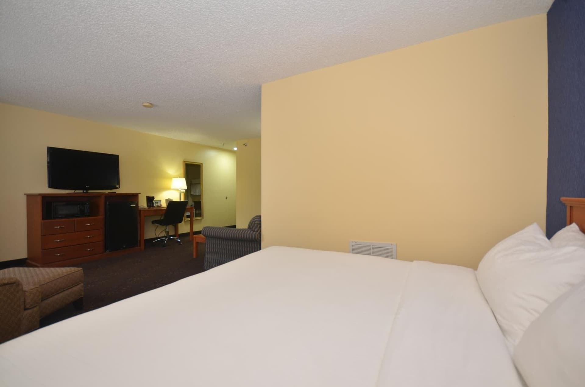 Ramada by Wyndham Santa Fe gallery photo in Santa Fe, NM — image 39
