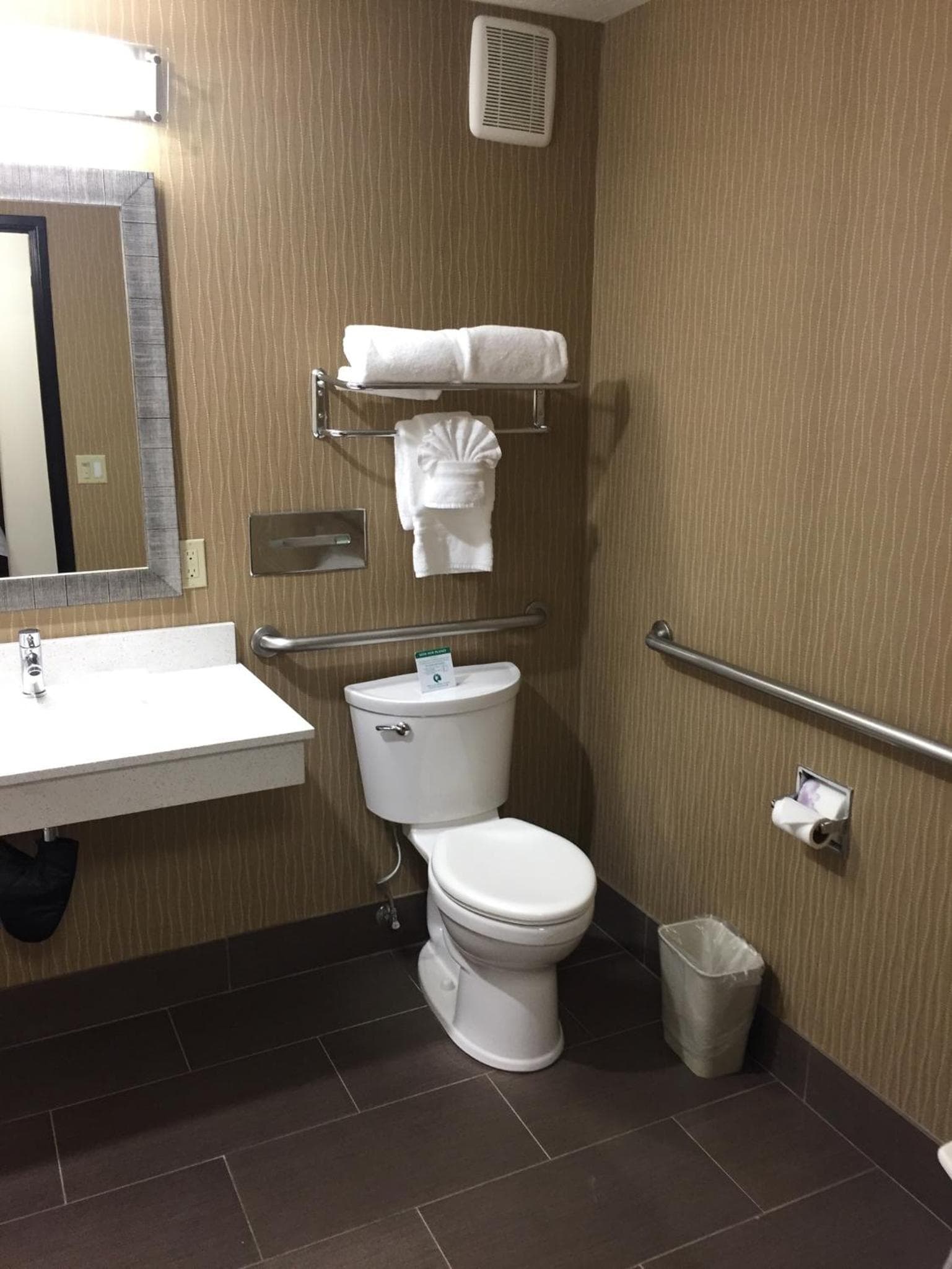 Best Western Plus Portland Airport Hotel & Suites gallery photo in Parkrose, OR — image 96