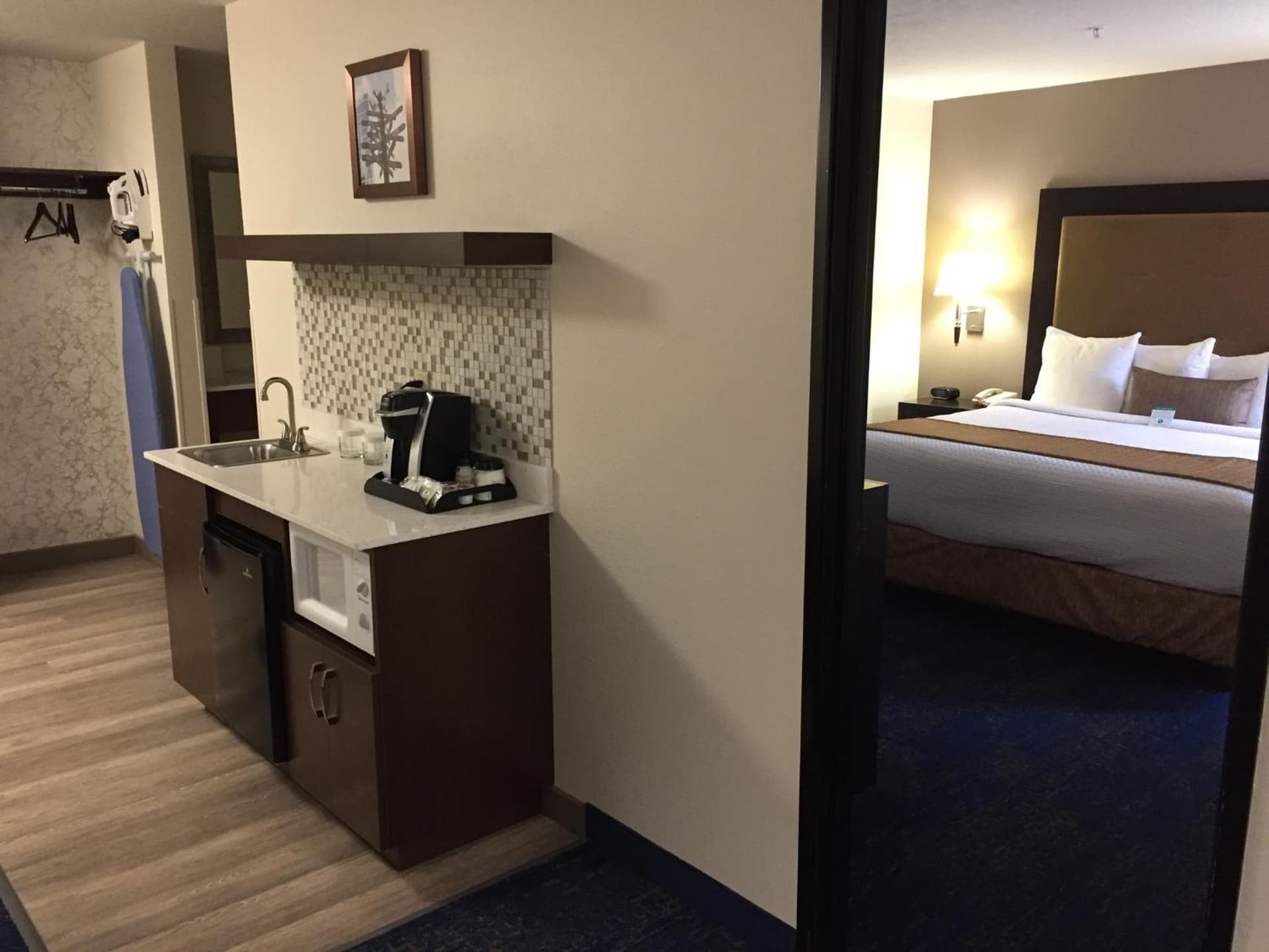 Best Western Plus Portland Airport Hotel & Suites gallery photo in Parkrose, OR — image 87