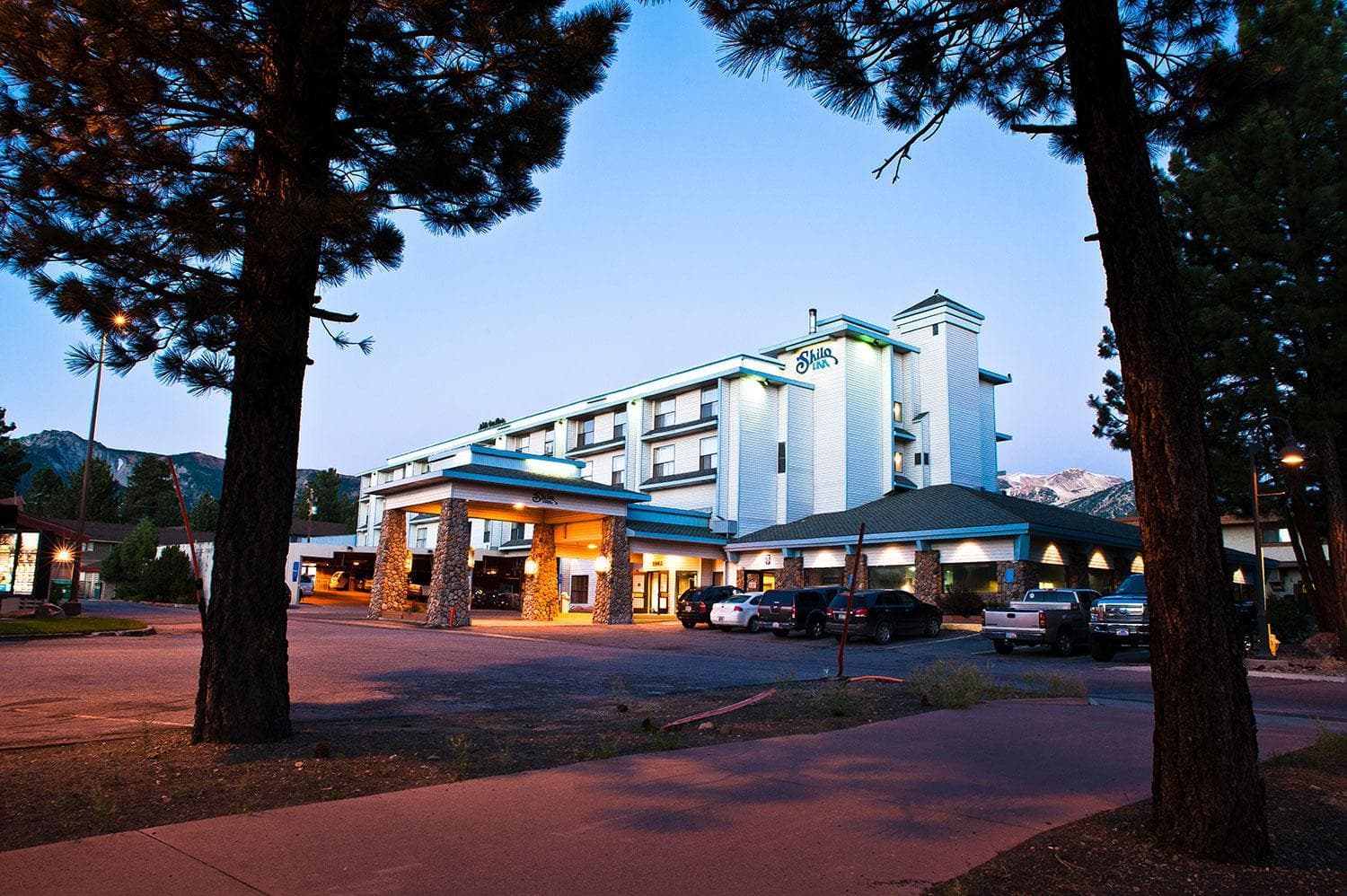 Shilo Inn Mammoth Lakes interior in Mammoth Lakes, CA — gallery photo 2