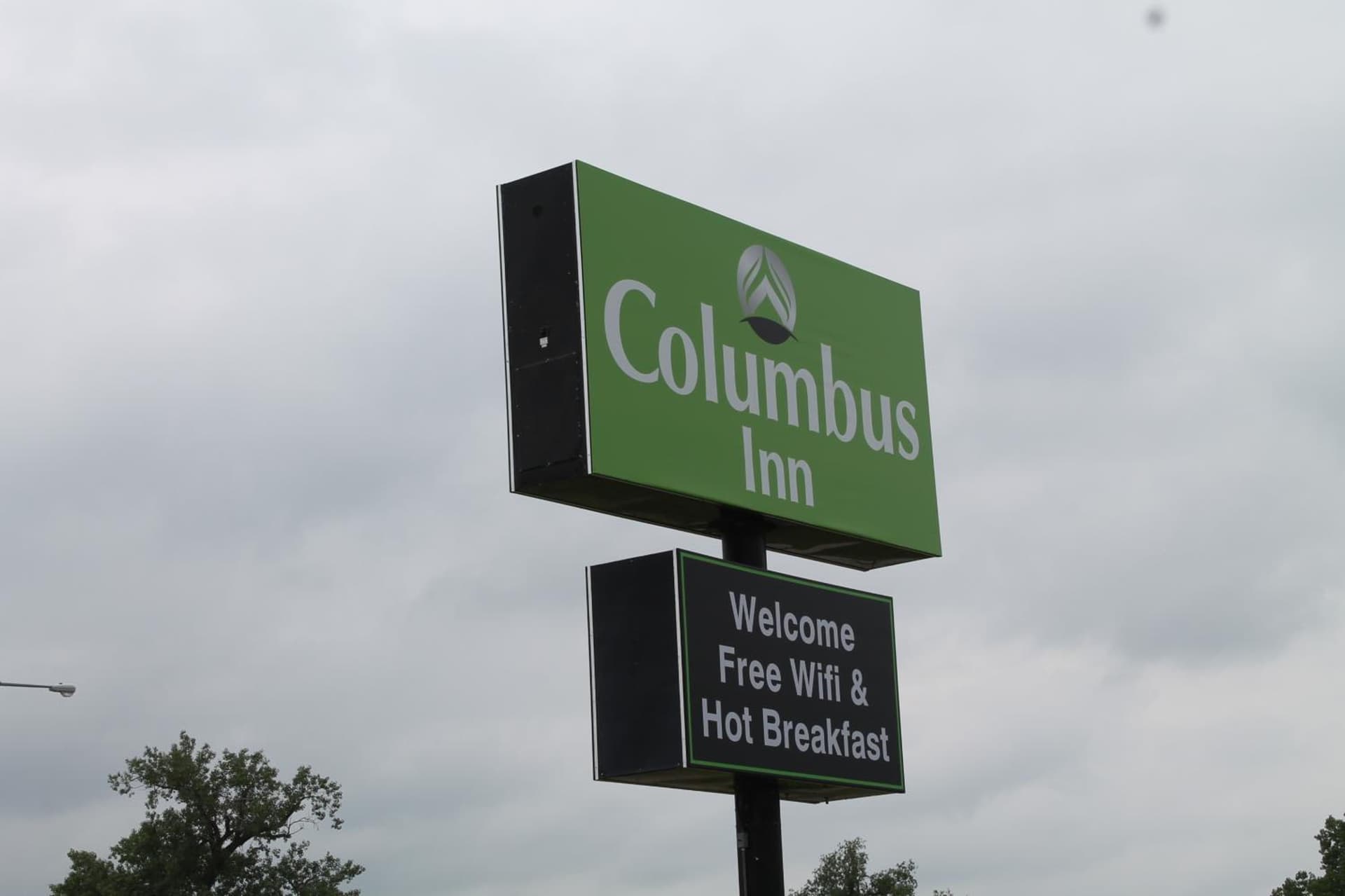 Columbus Inn interior in Columbus, NE — gallery photo 2