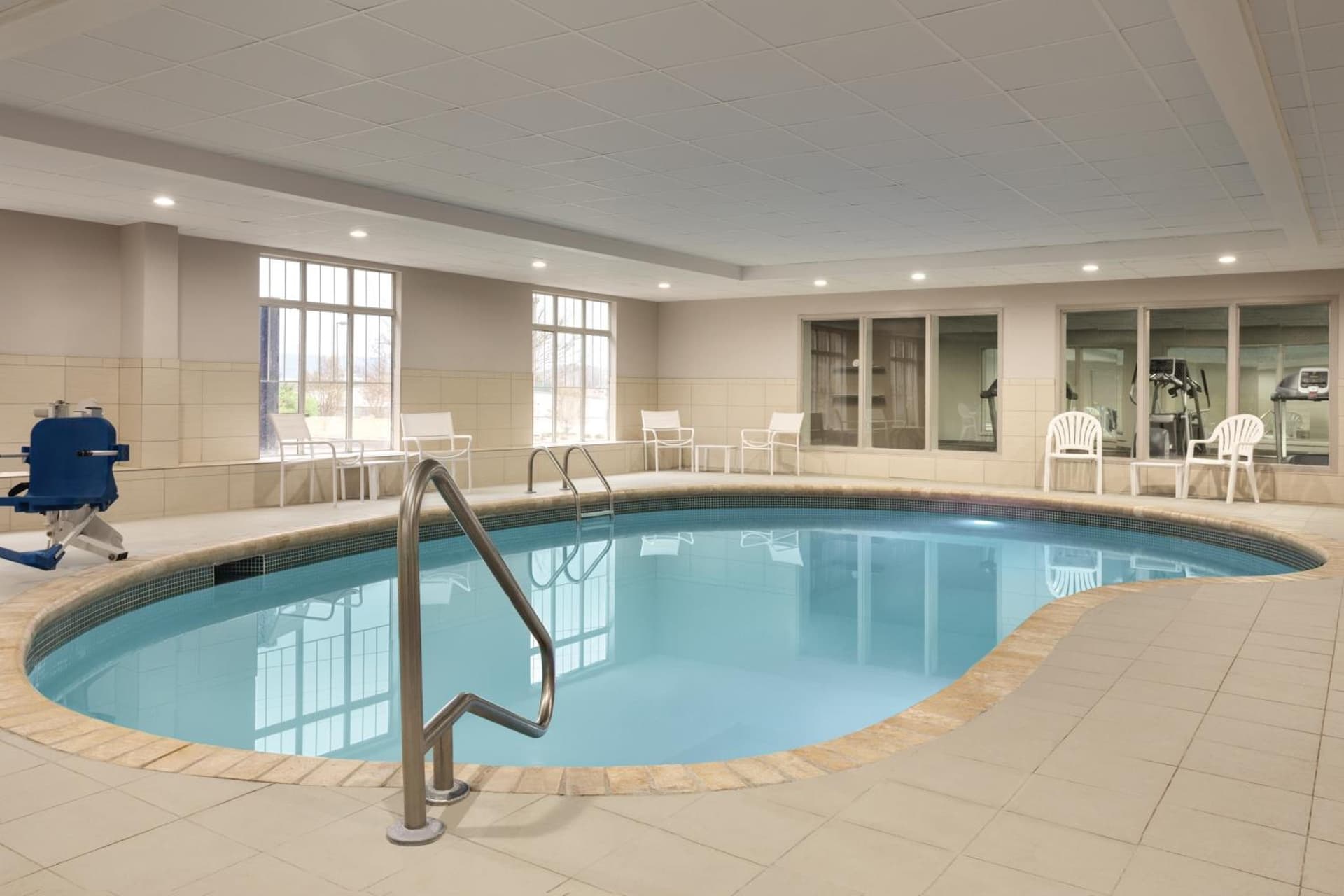 Country Inn & Suites by Radisson, Chattanooga-Lookout Mountain gallery photo in Chattanooga, TN — image 10