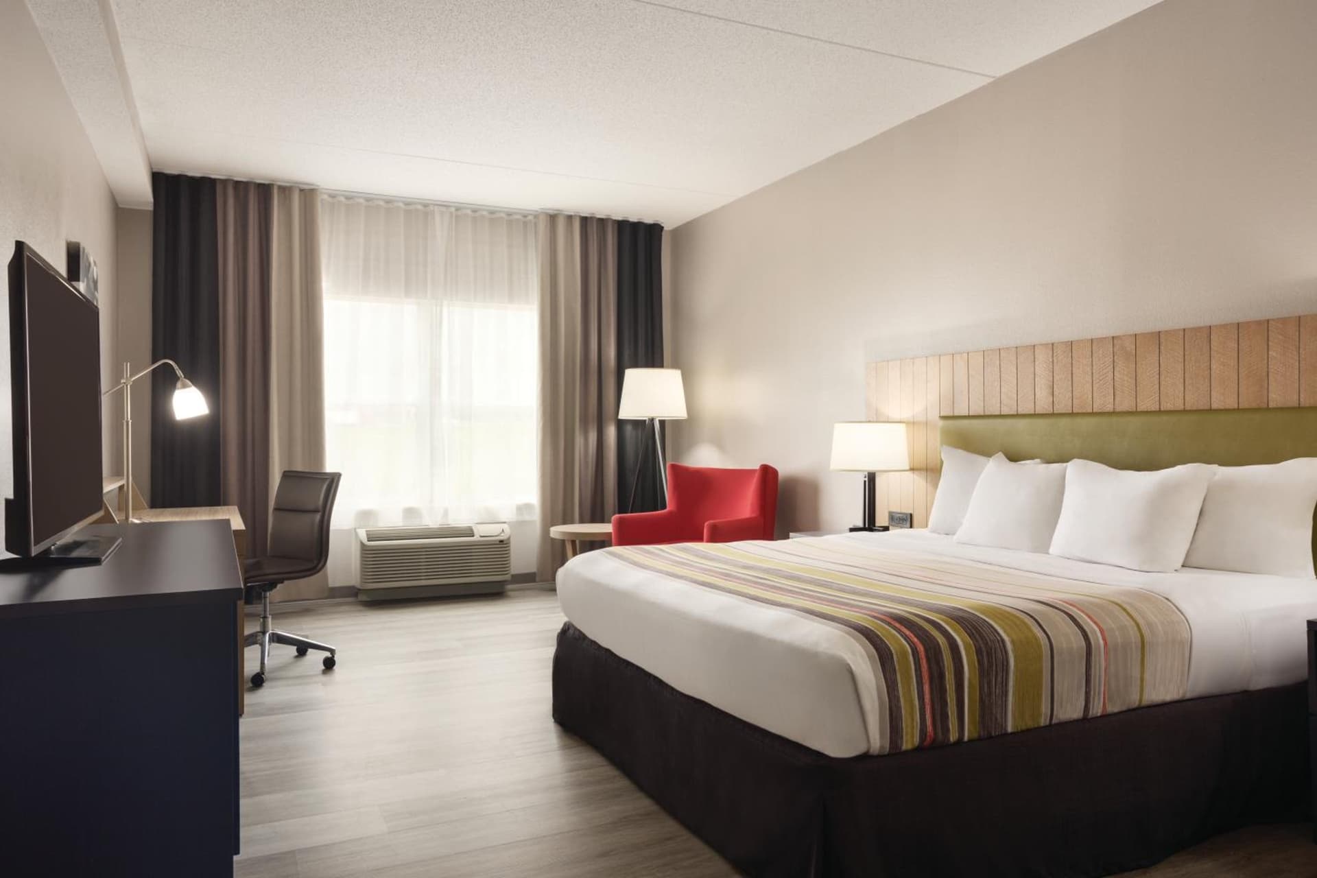 Country Inn & Suites by Radisson, Chattanooga-Lookout Mountain gallery photo in Chattanooga, TN — image 32