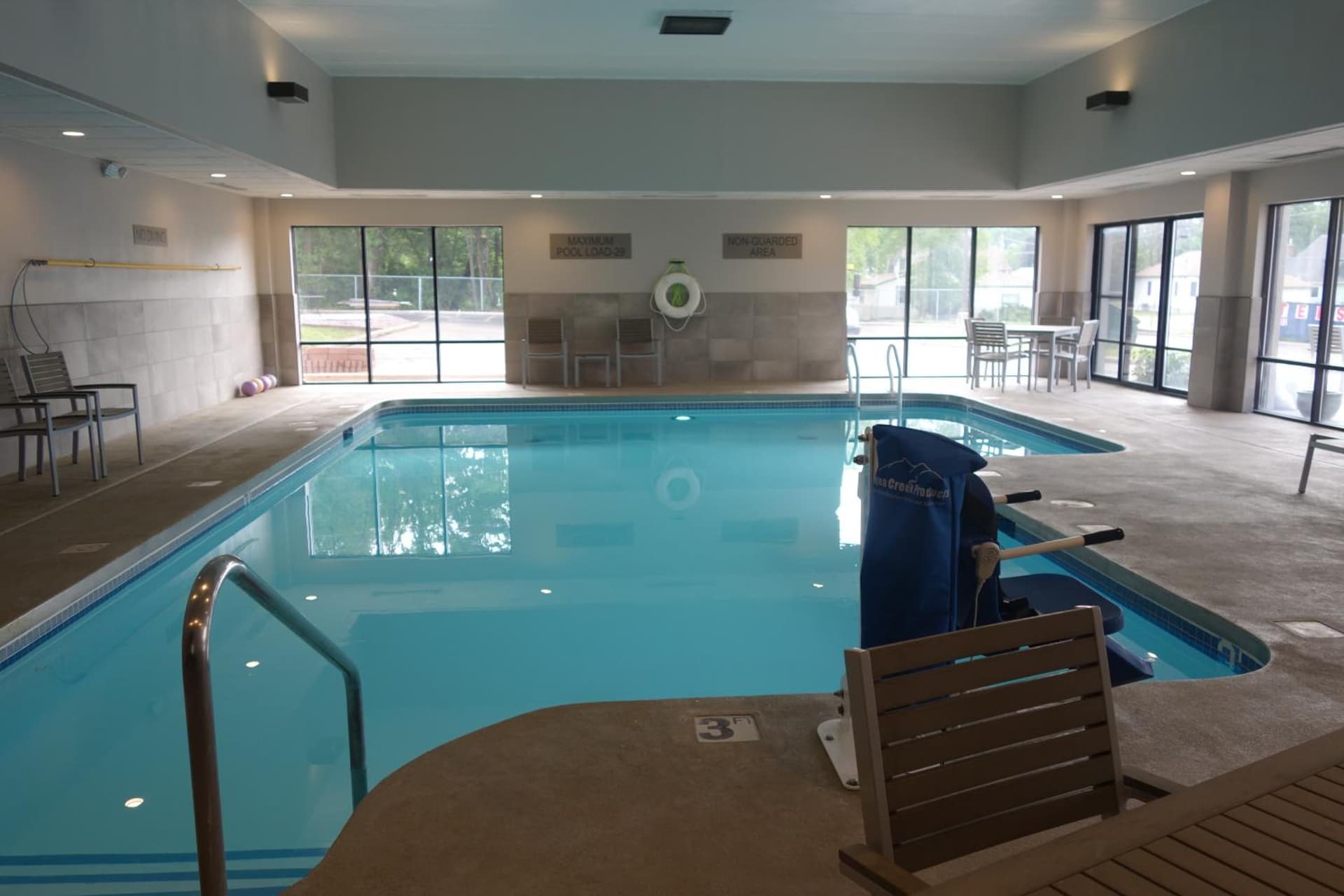 Country Inn & Suites by Radisson, La Crosse, WI gallery photo in La Crosse, WI — image 13