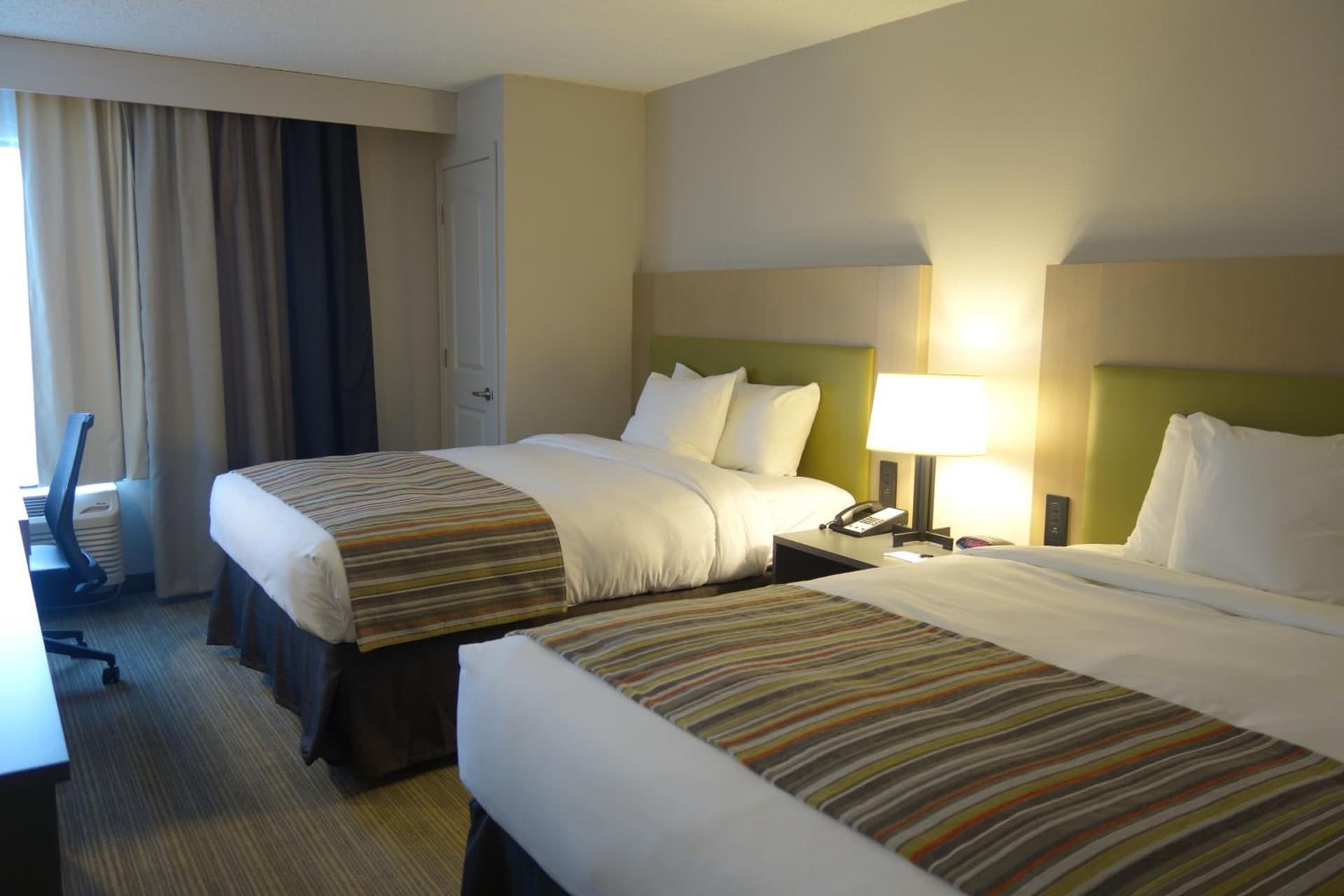 Country Inn & Suites by Radisson, La Crosse, WI gallery photo in La Crosse, WI — image 62
