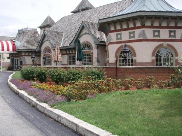 Chateau Hotel and Conference Center gallery photo in Bloomington, IL — image 15