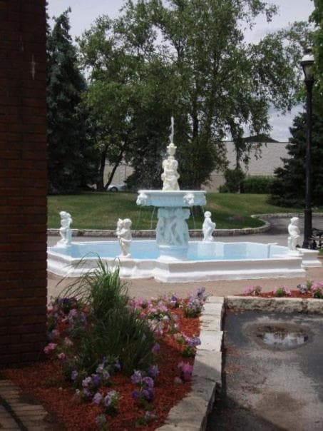 Chateau Hotel and Conference Center gallery photo in Bloomington, IL — image 83