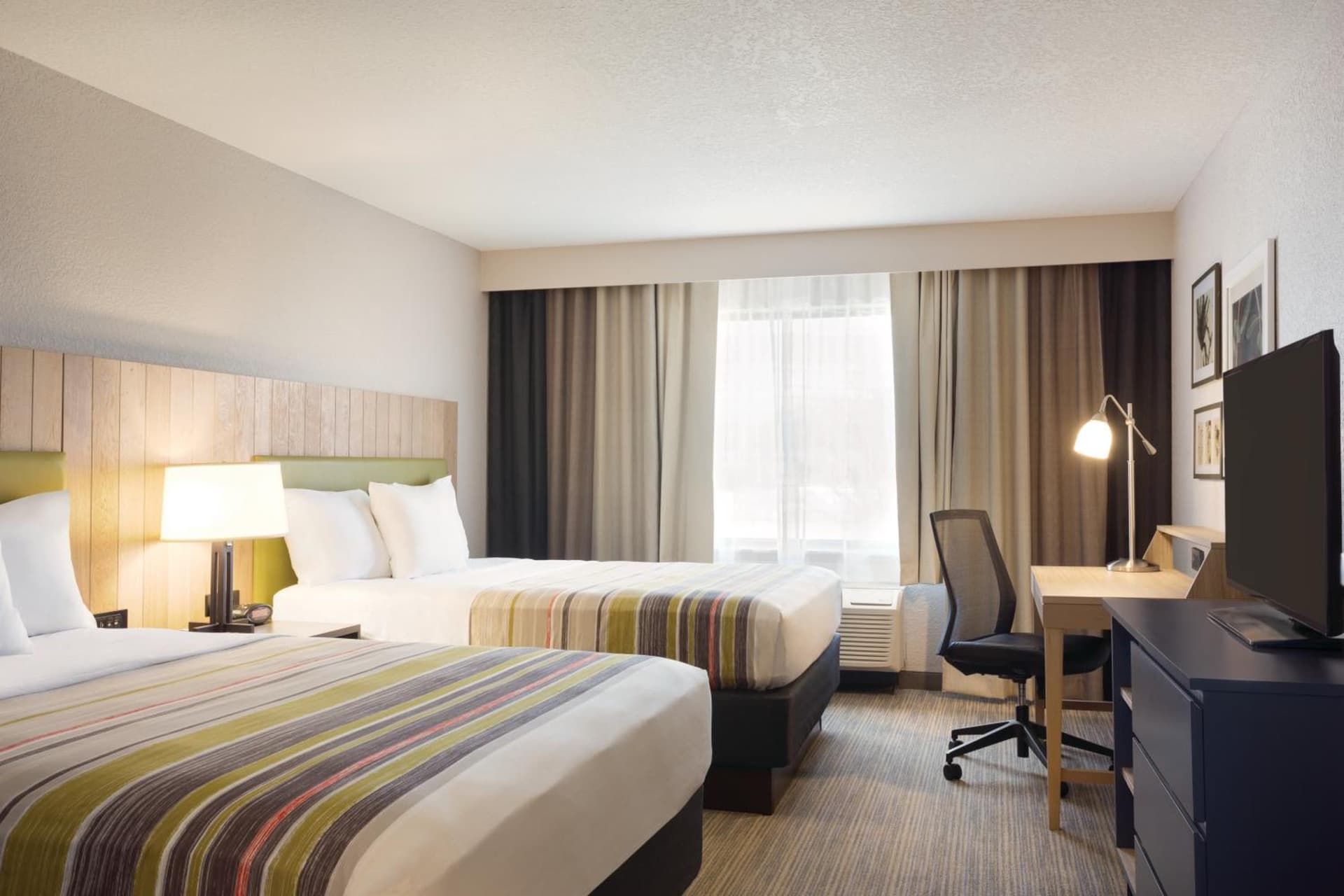 Country Inn & Suites by Radisson, Lawrence, KS gallery photo in Lawrence, KS — image 10