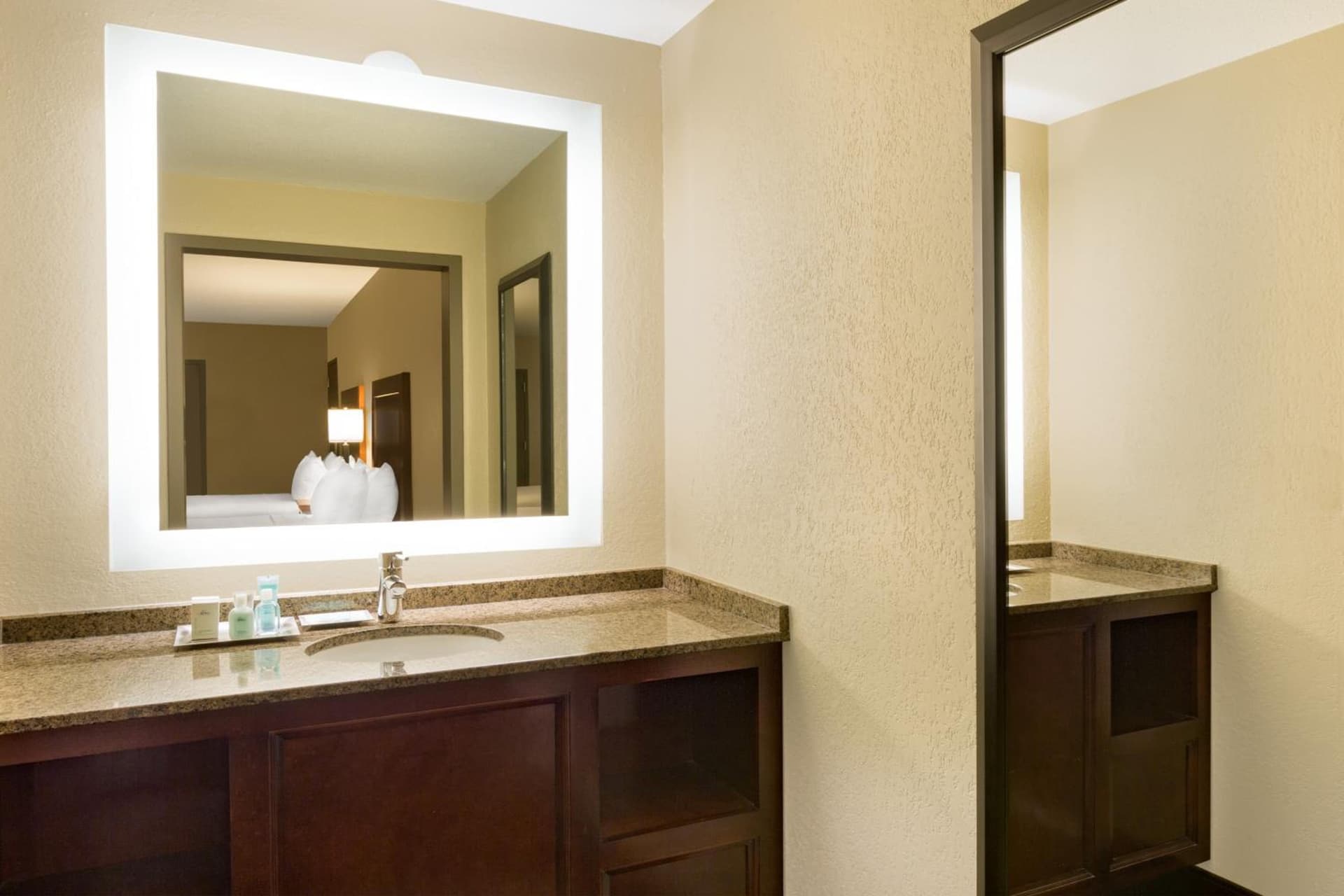 Wyndham New Orleans French Quarter gallery photo in New Orleans, LA — image 69
