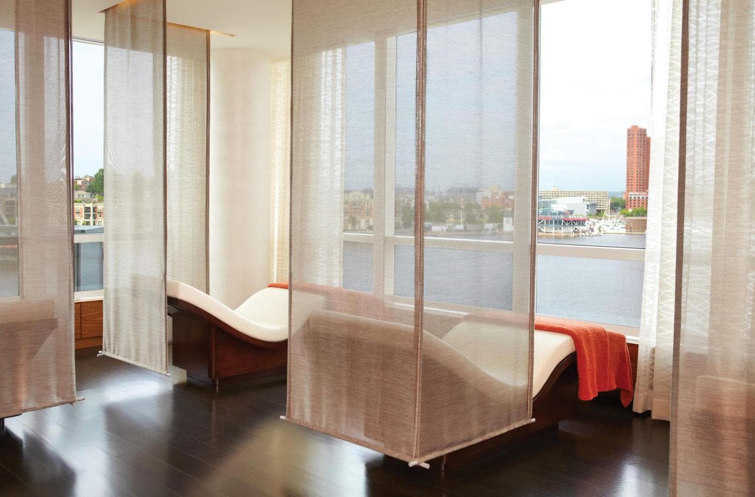 Four Seasons Baltimore gallery photo in Baltimore, MD — image 24