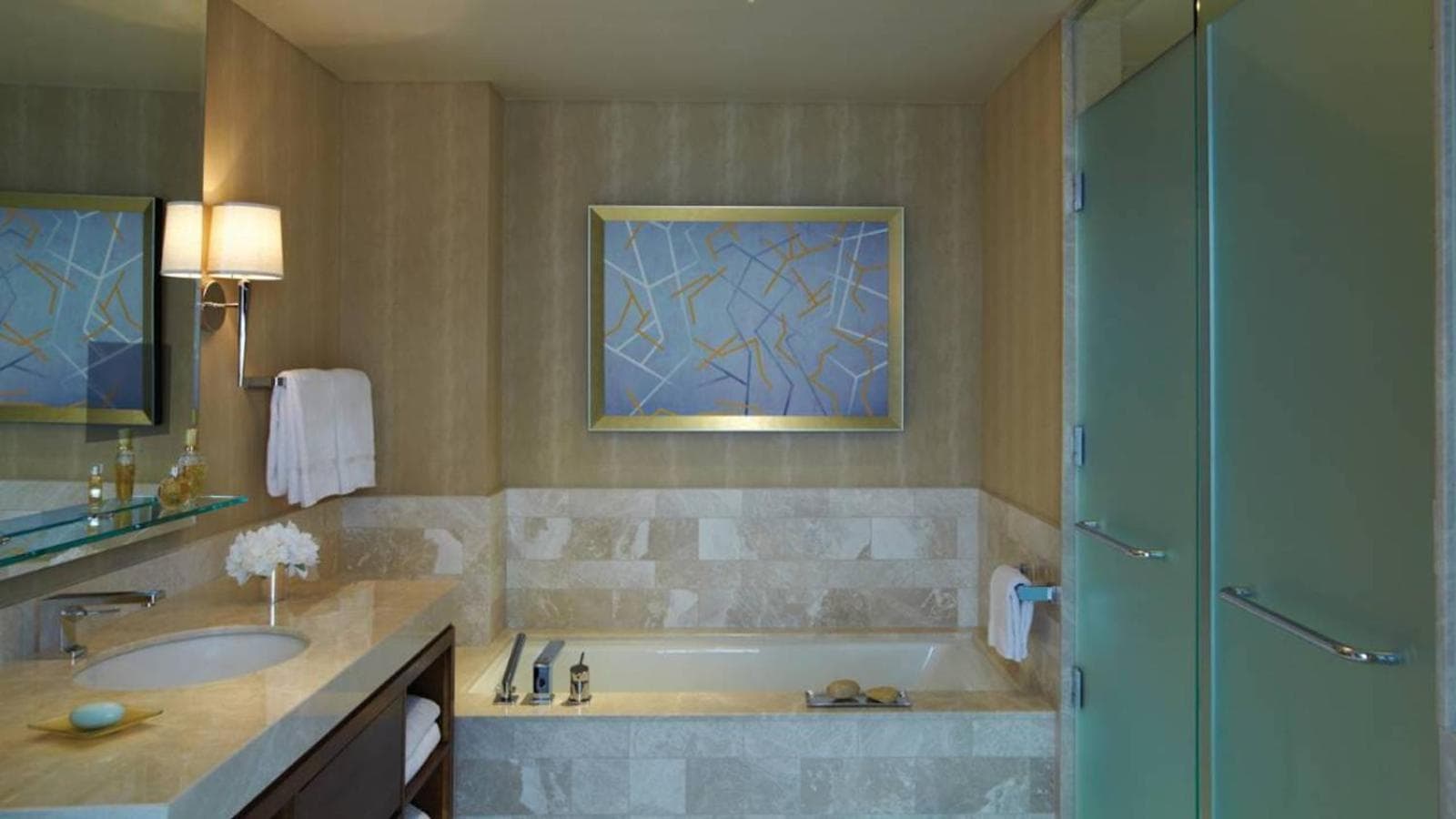 Four Seasons Baltimore gallery photo in Baltimore, MD — image 28