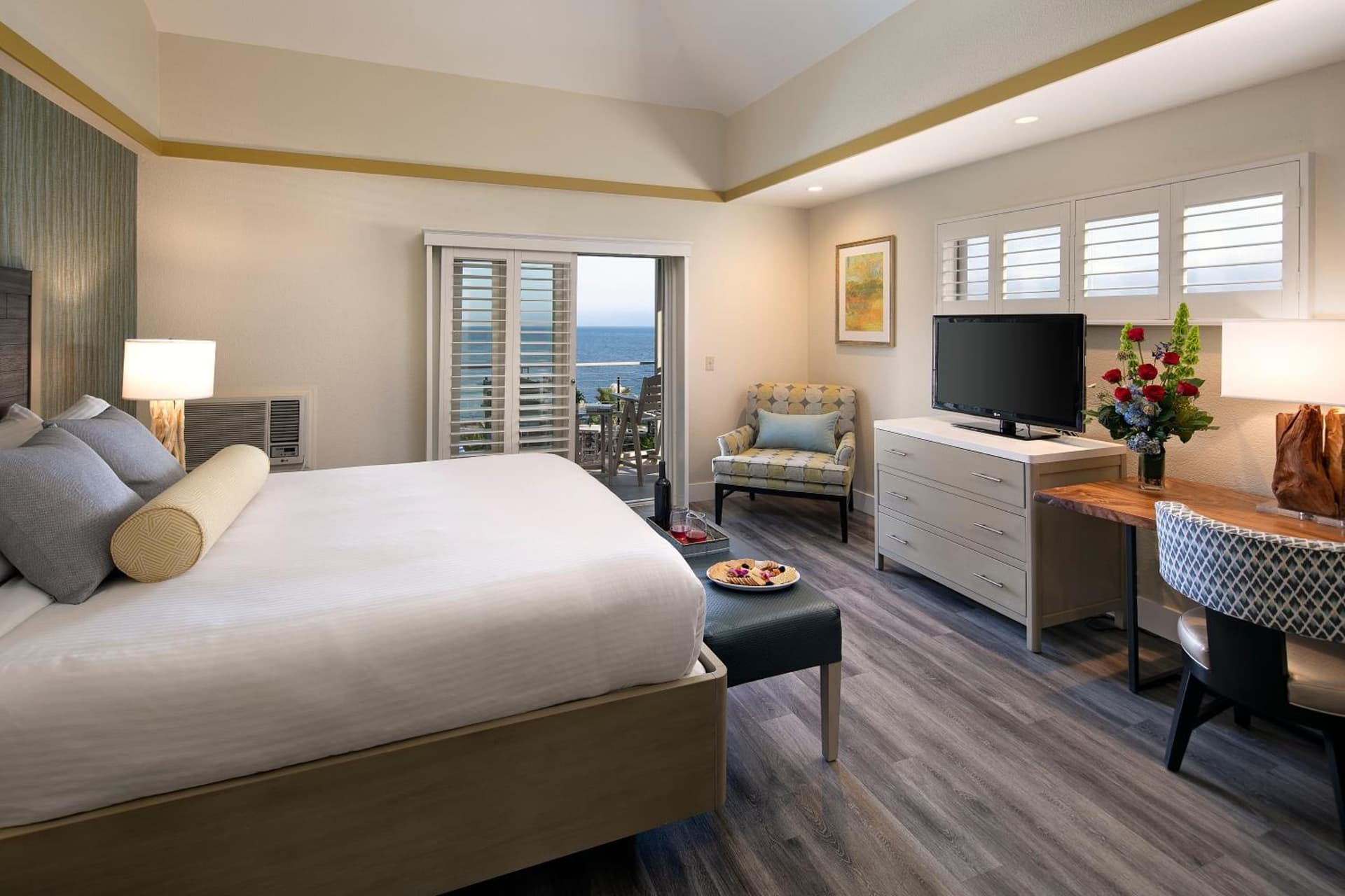 Inn at the Cove gallery photo in Pismo Beach, CA — image 25